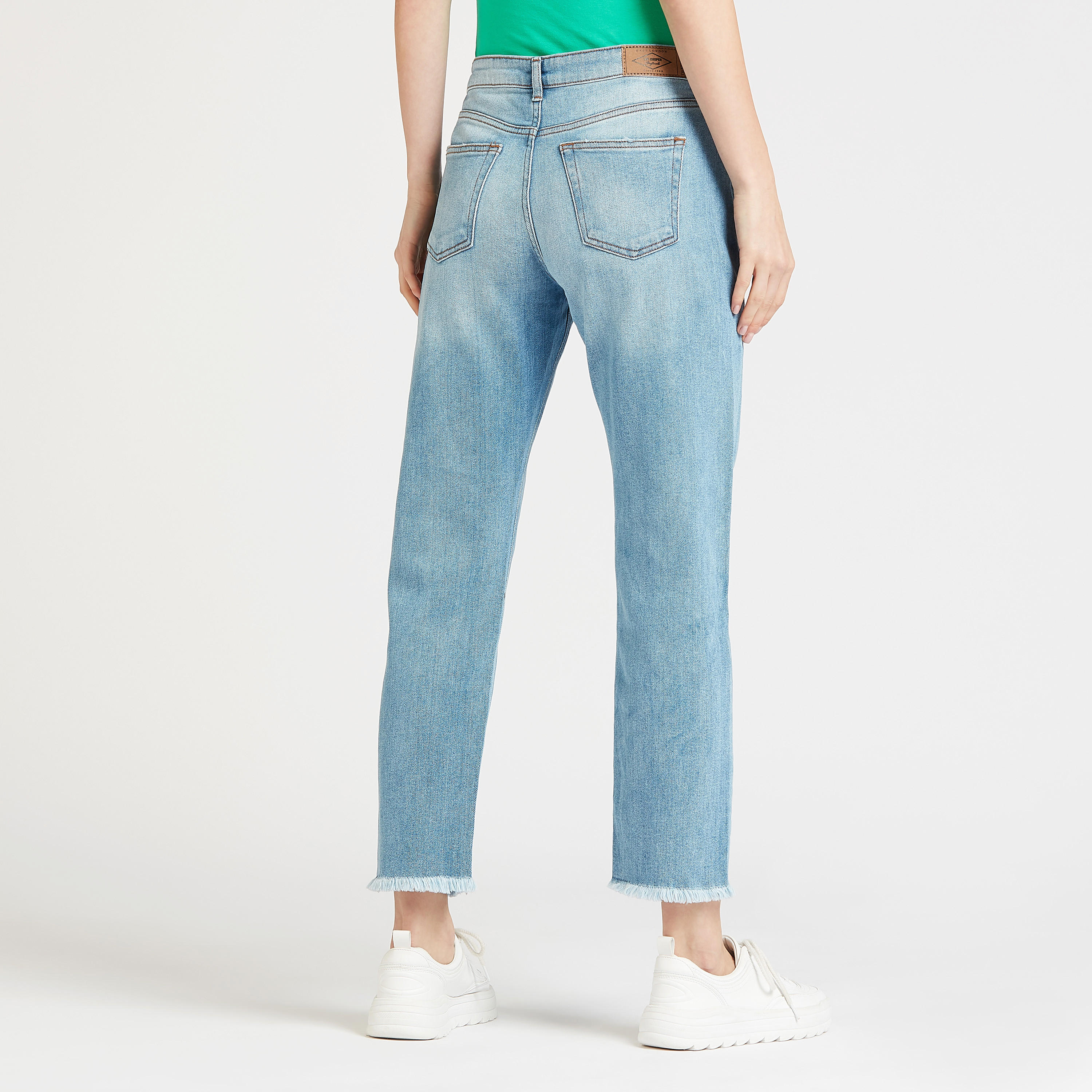 بنطلون جينز موم ممزّق بخصرمرتفع من لي كوبر-women-clothing-bottoms-jeans-image-4