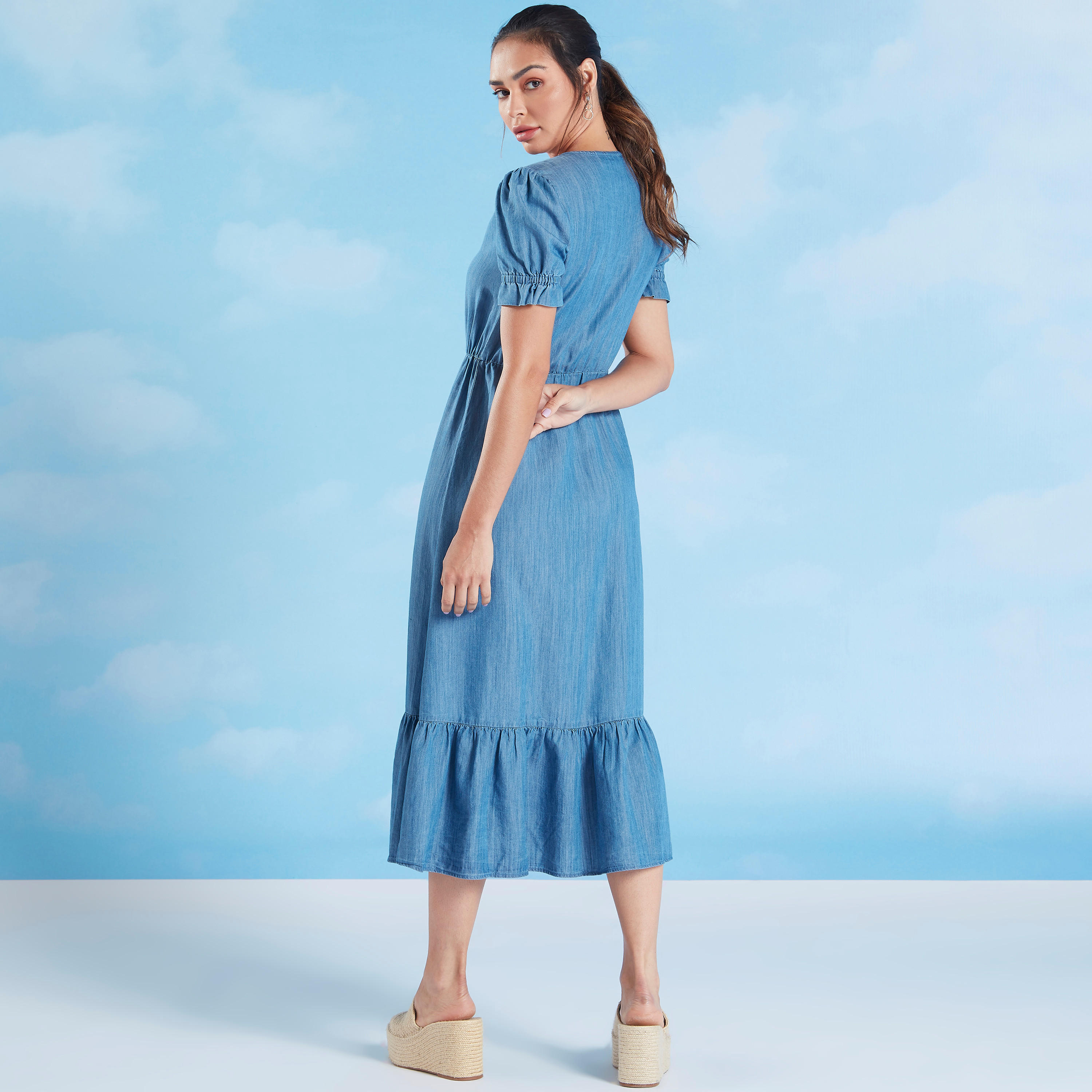 فستان ميدي إيه لاين سادة بأكمام قصيرة من لي كوبر-women-clothing-dresses-image-5