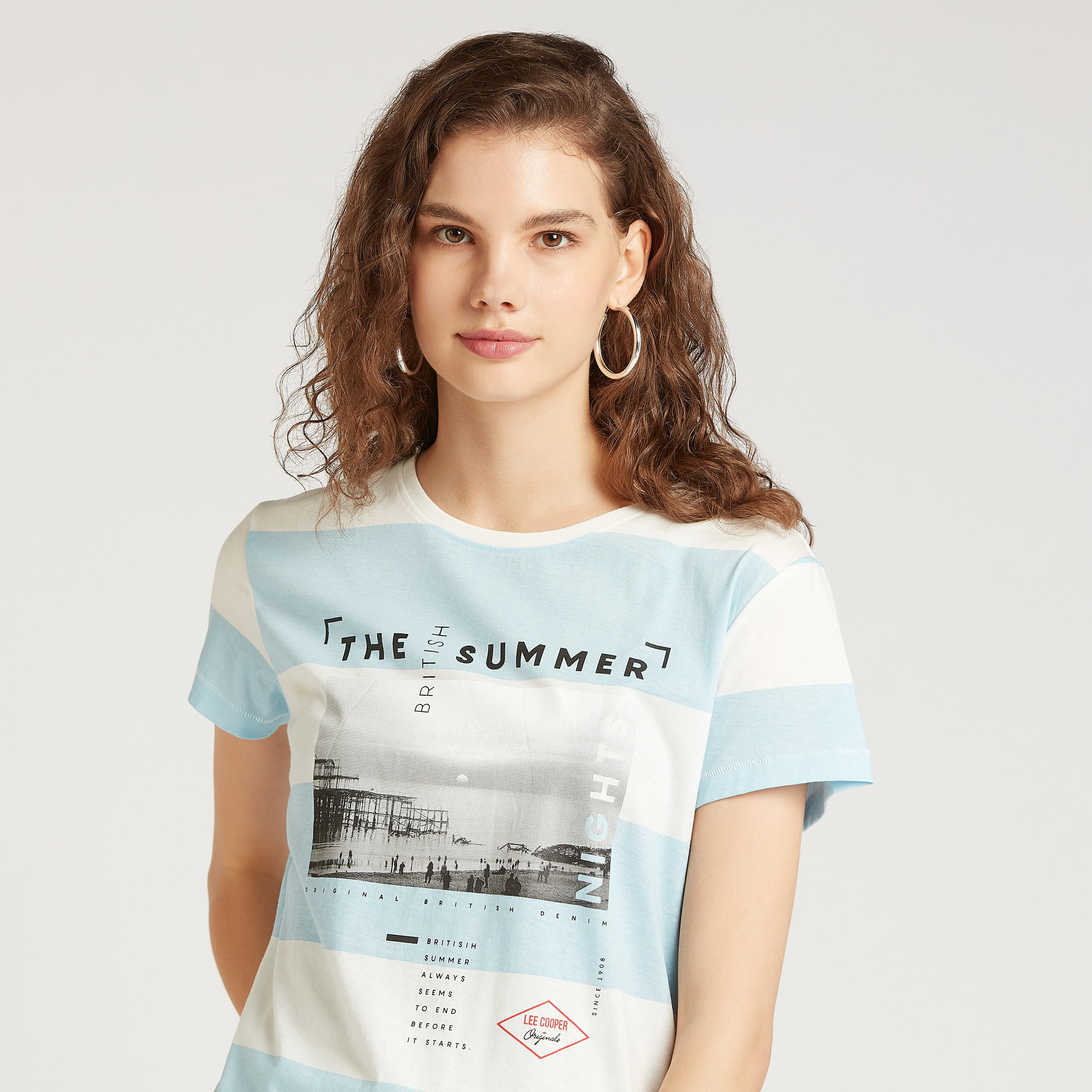 تيشيرت بقصة سليم بياقة ضيقة وأكمام قصيرة من لي كوبر-women-clothing-tshirts-image-1