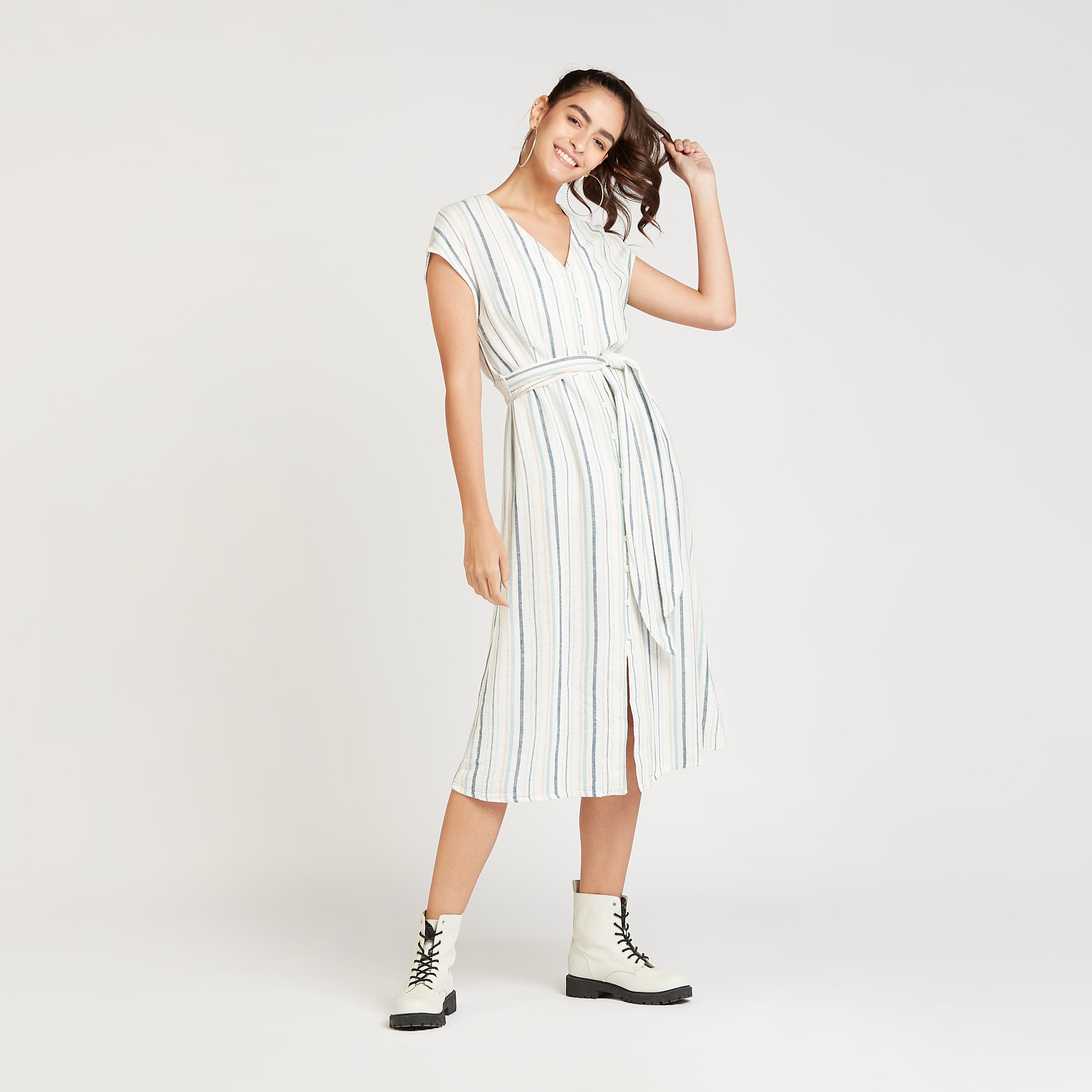 فستان إيه لاين ميدي مخطط بأكمام كاب و أربطة من لي كوبر-women-clothing-dresses-image-2