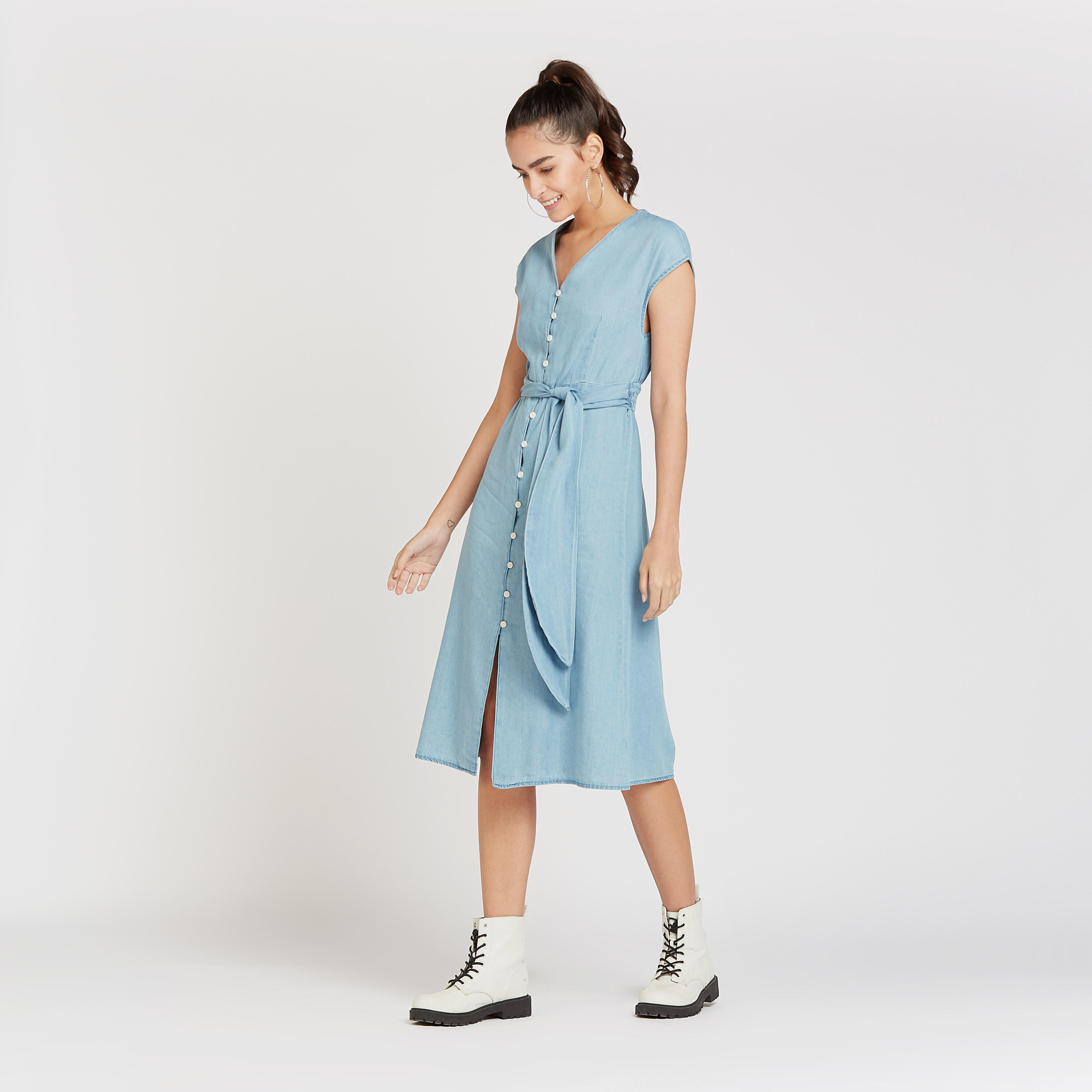 فستان إيه لاين ميدي سادة بأكمام كاب و أربطة من لي كوبر-women-clothing-dresses-image-1