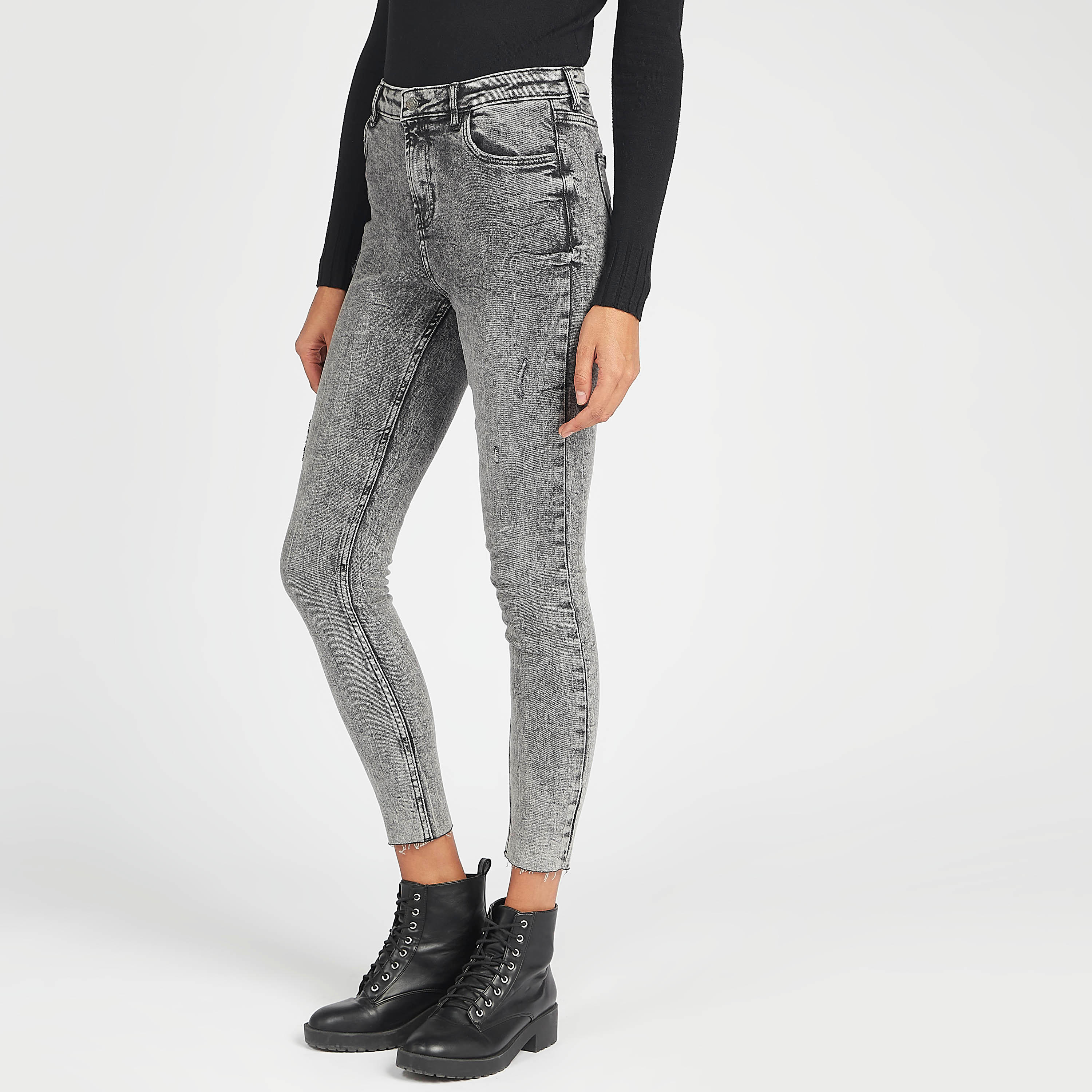 بنطلون جينز دنيم سادة سكيني فيت بزر إغلاق من لي كوبر-women-clothing-bottoms-jeans-image-2