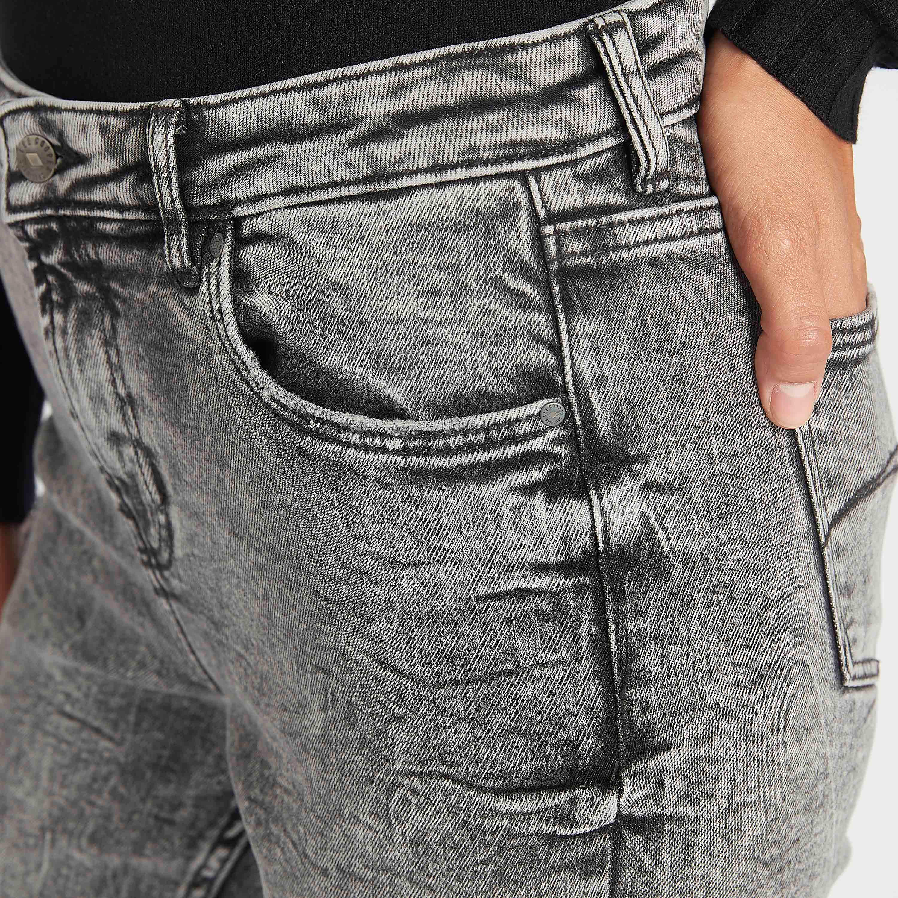 بنطلون جينز دنيم سادة سكيني فيت بزر إغلاق من لي كوبر-women-clothing-bottoms-jeans-image-6