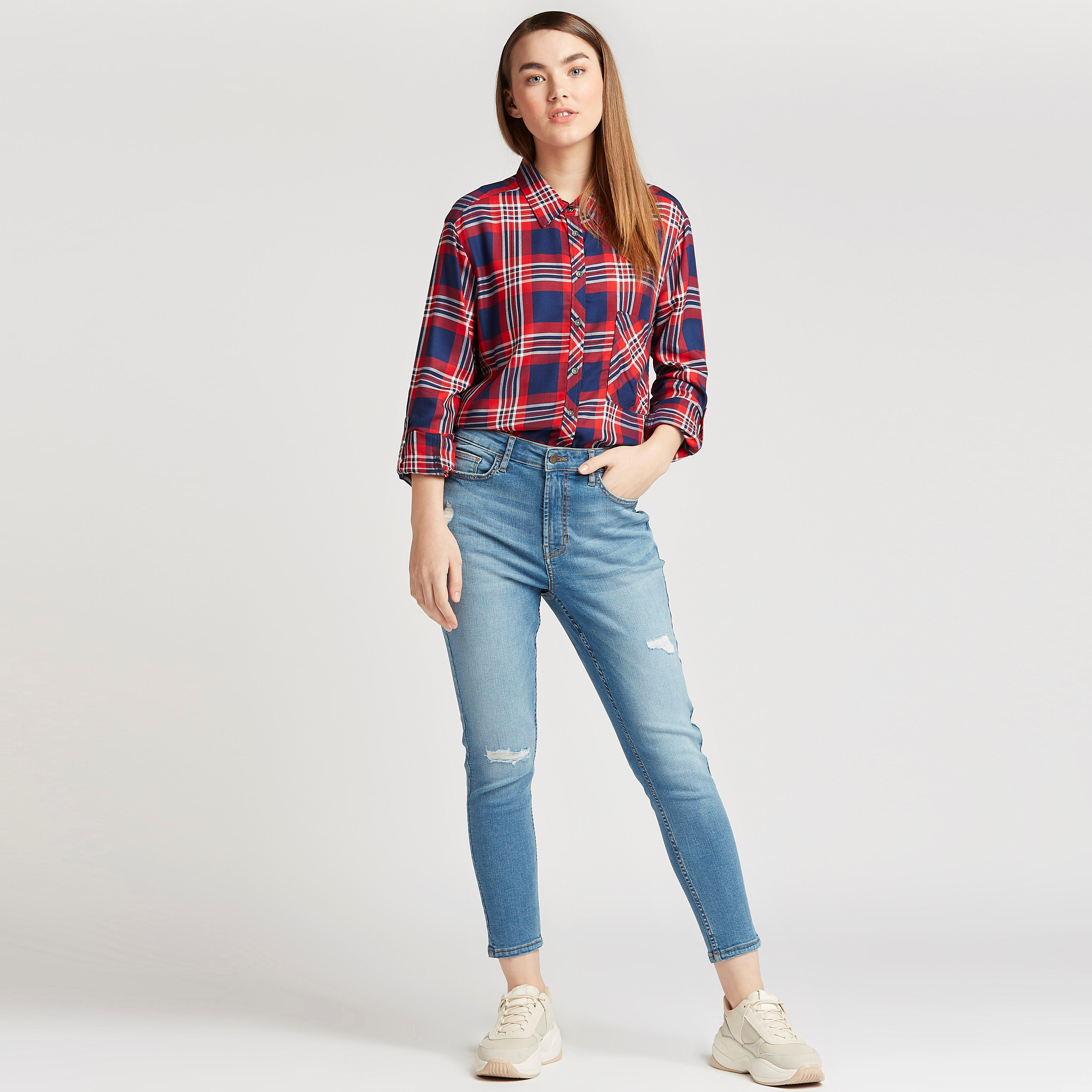 قميص كاروهات بأكمام طويلة وجيب على الصدر من لي كوبر-women-clothing-shirtsandblouses-shirts-image-2
