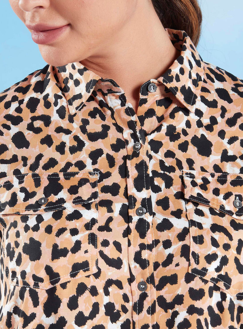 قميص بأكمام طويلة وجيوب بطيّة وطبعات حيوانات من لي كوبر-women-clothing-shirtsandblouses-shirts-image-3