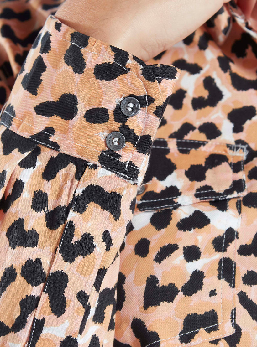قميص بأكمام طويلة وجيوب بطيّة وطبعات حيوانات من لي كوبر-women-clothing-shirtsandblouses-shirts-image-4