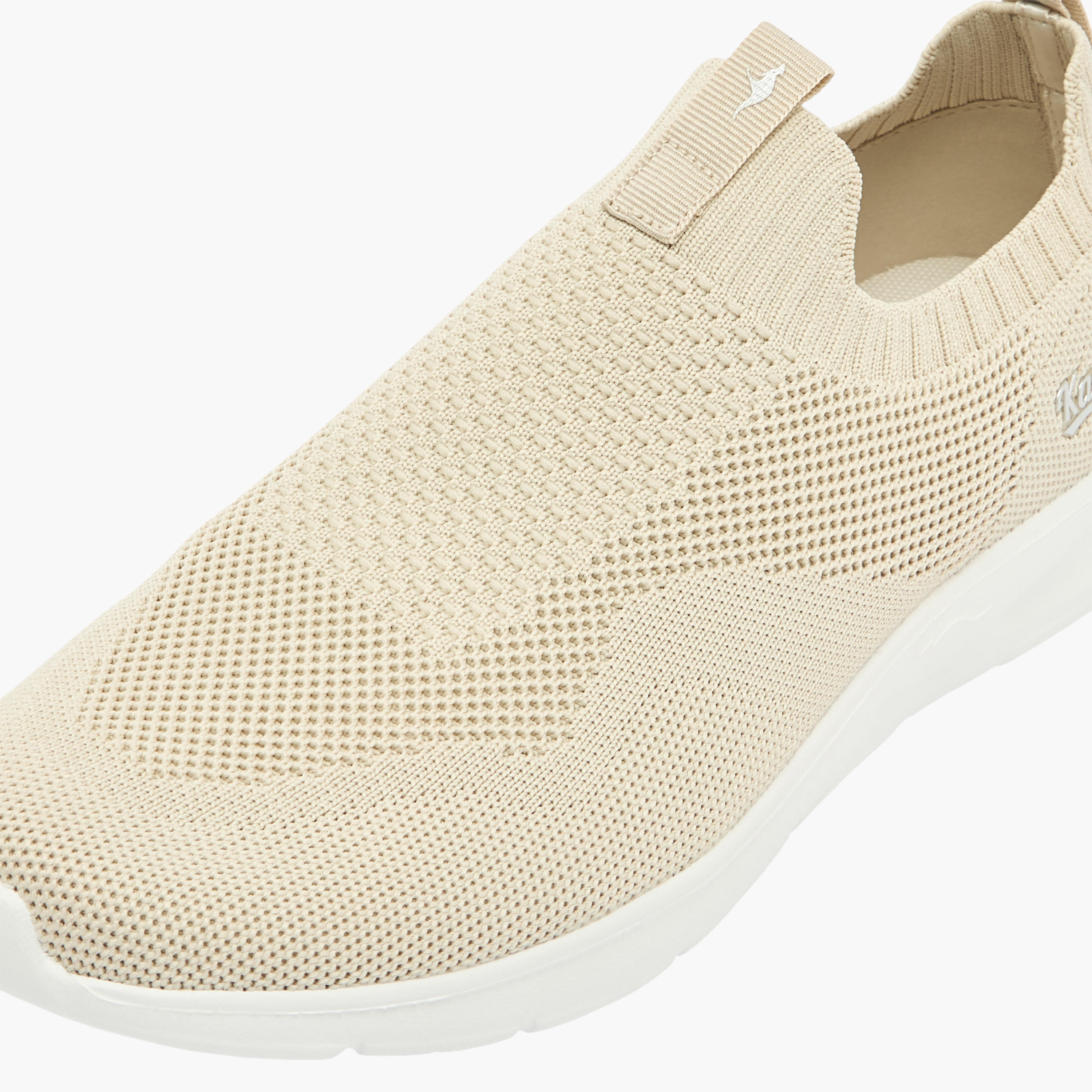 حذاء رياضي سهل الارتداء للنساء من كانجاروس-women-shoes-sports-image-4