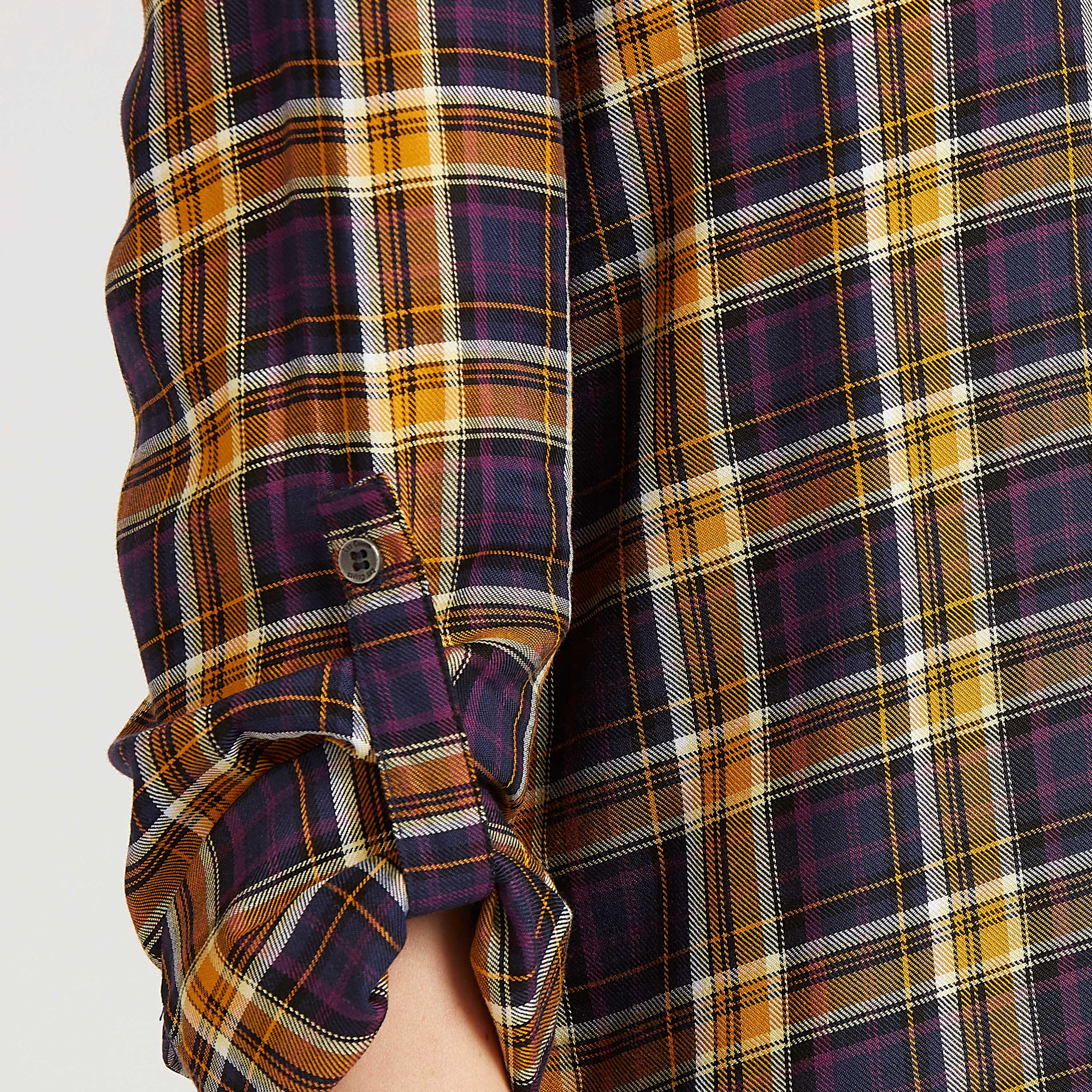 قميص كاروهات بأكمام طويلة وجيب على الصدر من لي كوبر-women-clothing-shirtsandblouses-shirts-image-3