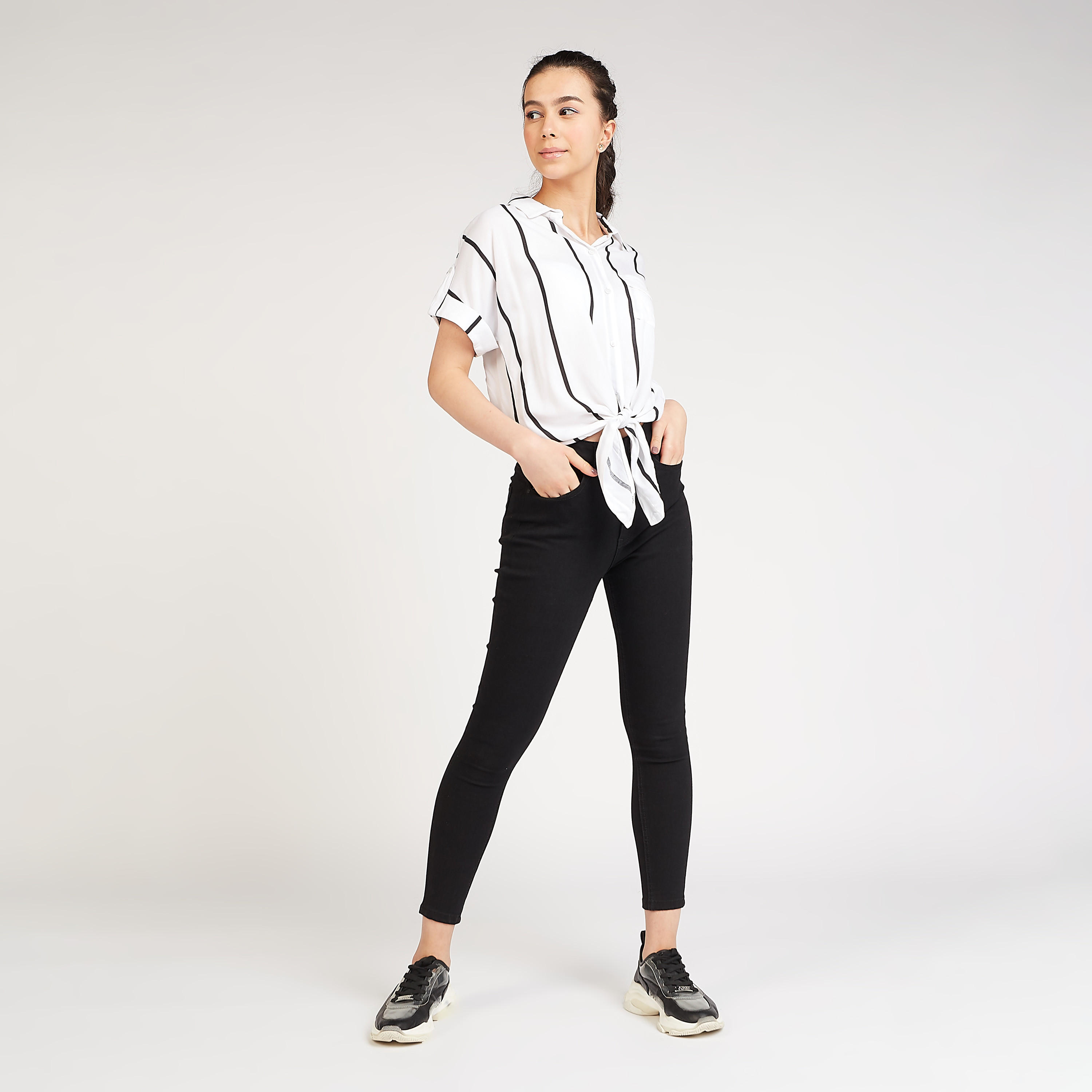 قميص مخطط مستدام بأكمام قصيرة و أربطة من لي كوبر-women-clothing-shirtsandblouses-shirts-image-2