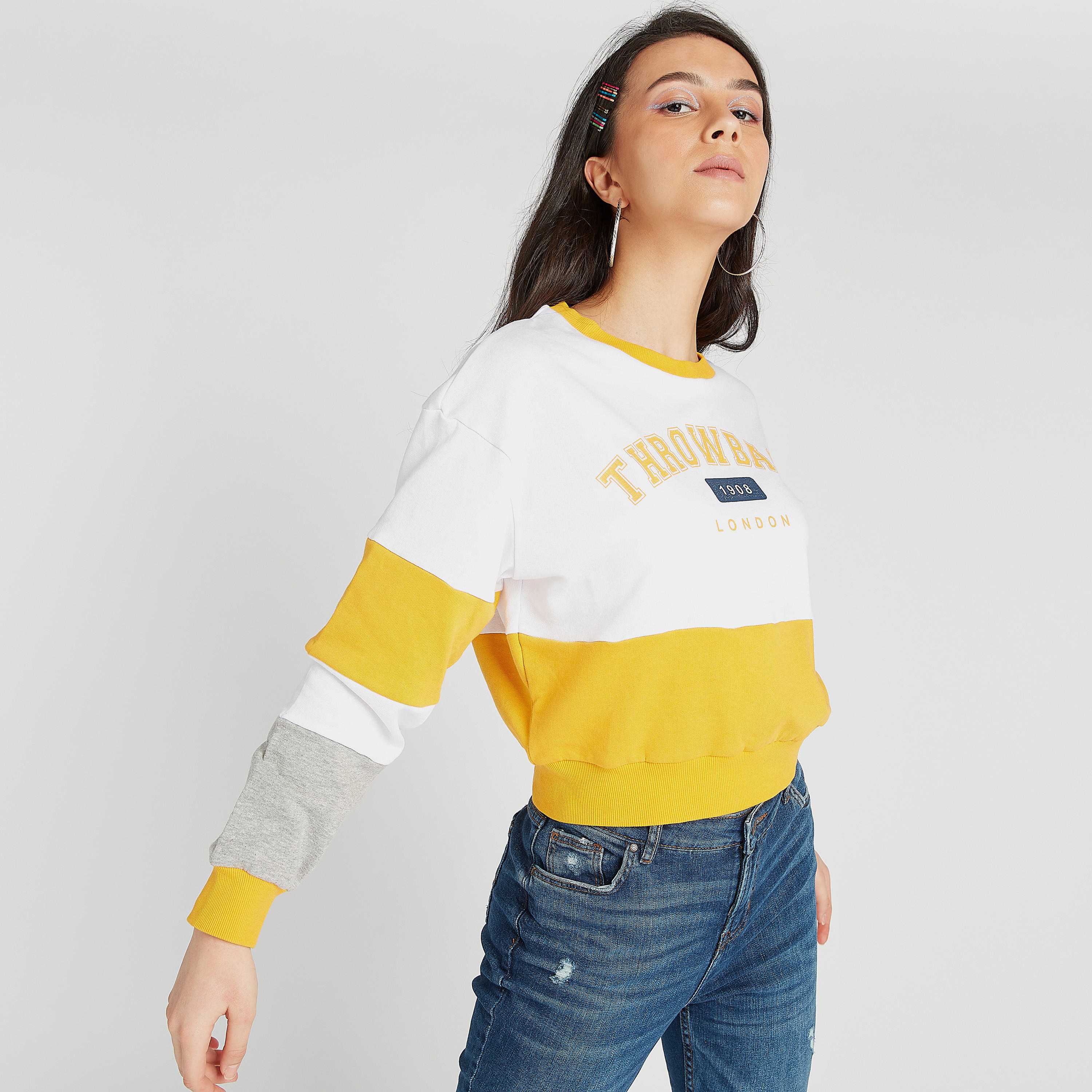 سويت شيرت مستدام بياقة ضيّقة وأكمام طويلة وطبعات من لي كوبر-women-winterwear-hoodiesandsweatshirts-sweatshirts-image-1