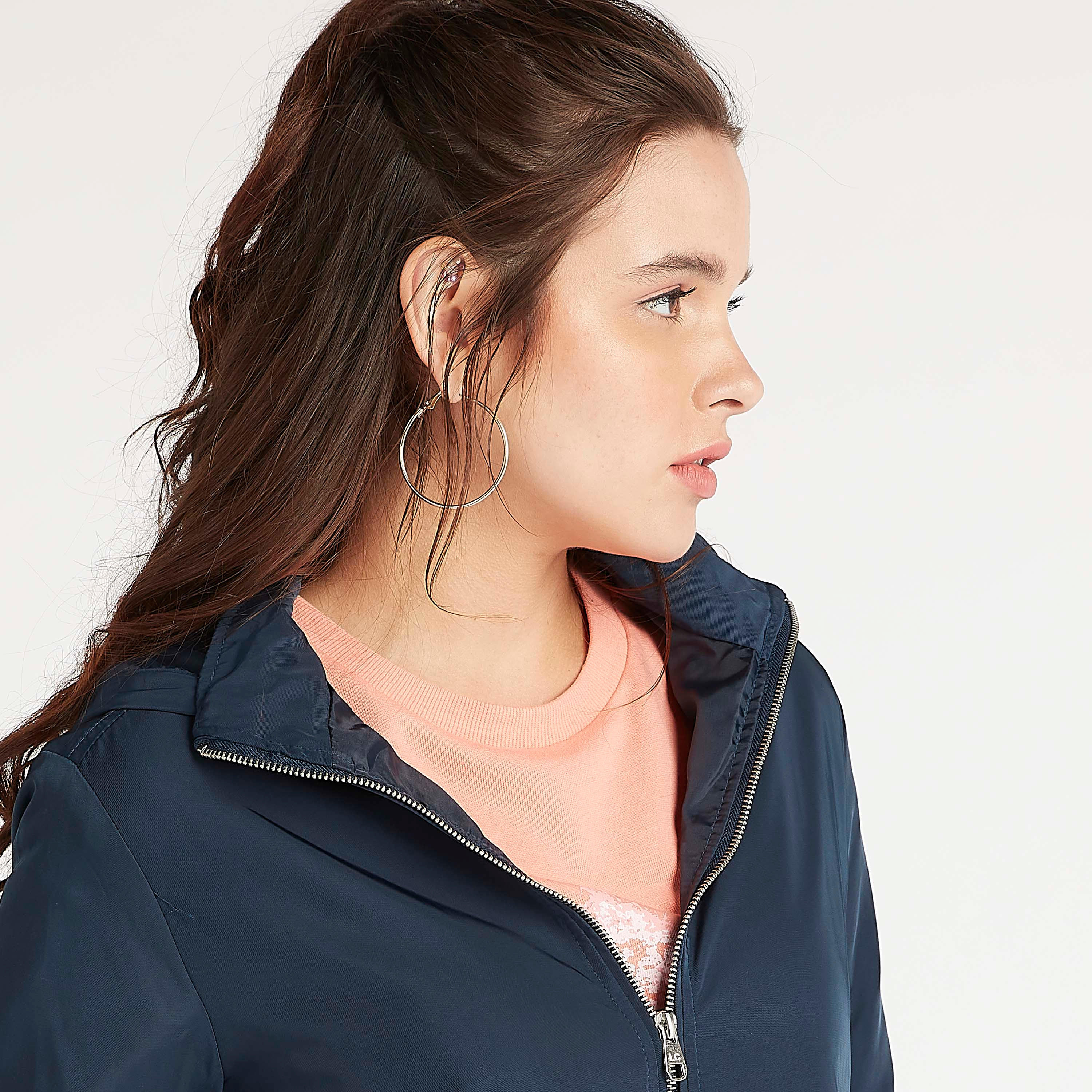 جاكيت بومبر سادة بسحّاب وأكمام طويلة وقبّعة من لي كوبر-women-winterwear-coatsandjackets-jackets-image-1