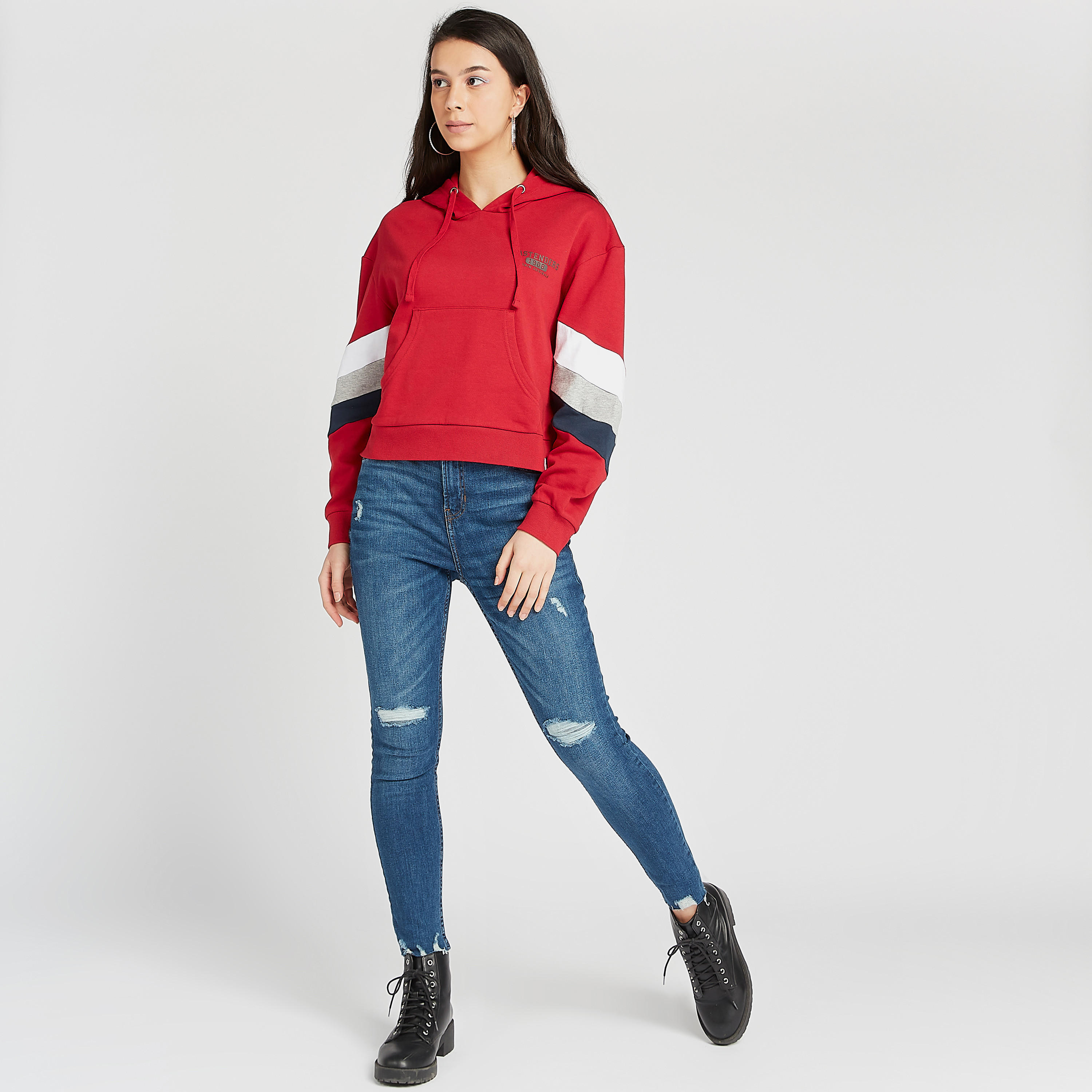 هودي مستدام بأكمام طويلة بتصاميم مغايرة من لي كوبر-women-winterwear-hoodiesandsweatshirts-hoodies-image-2