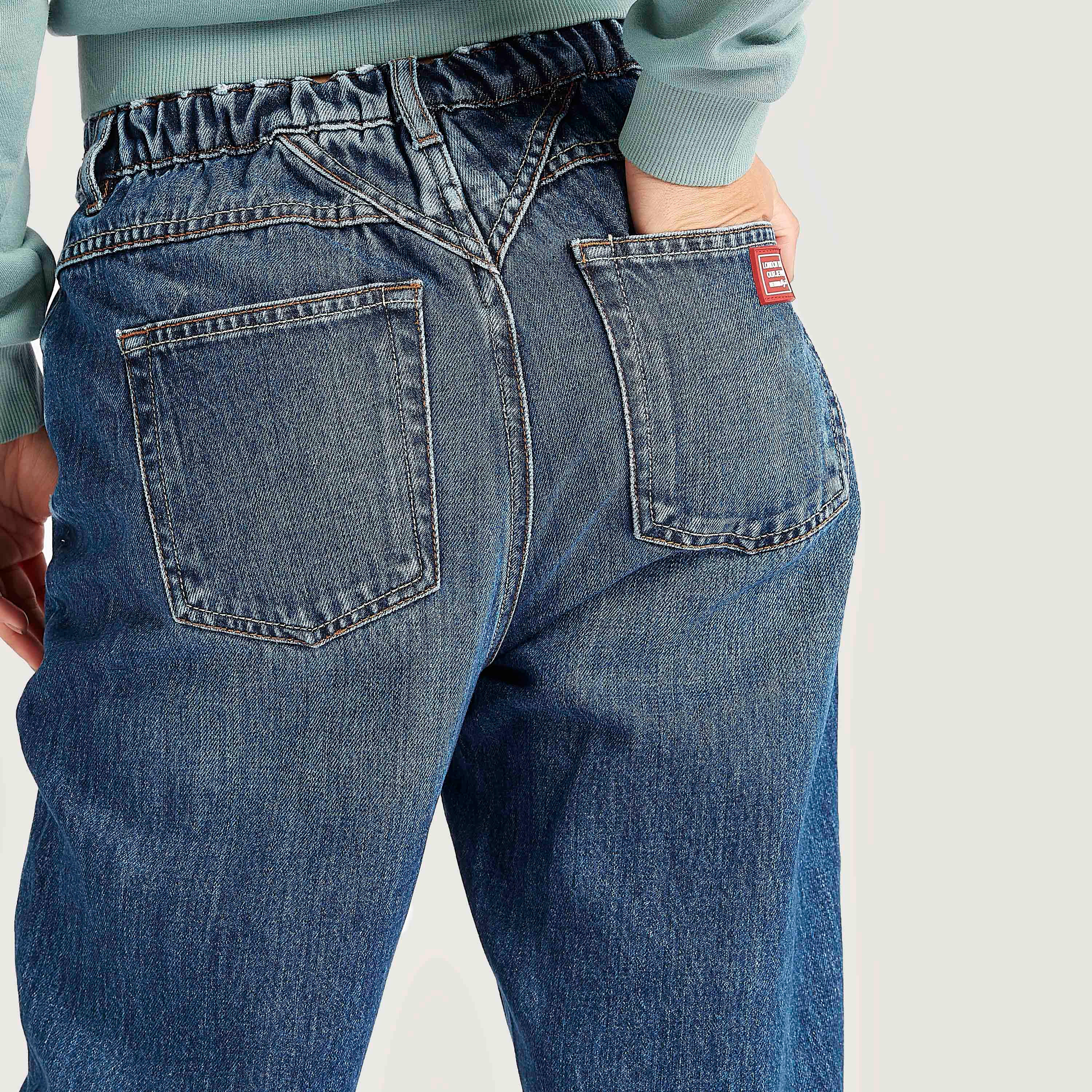 بنطلون رياضي قصير بخصر مرتفع وأطراف بأزرار-women-clothing-bottoms-joggers-image-6