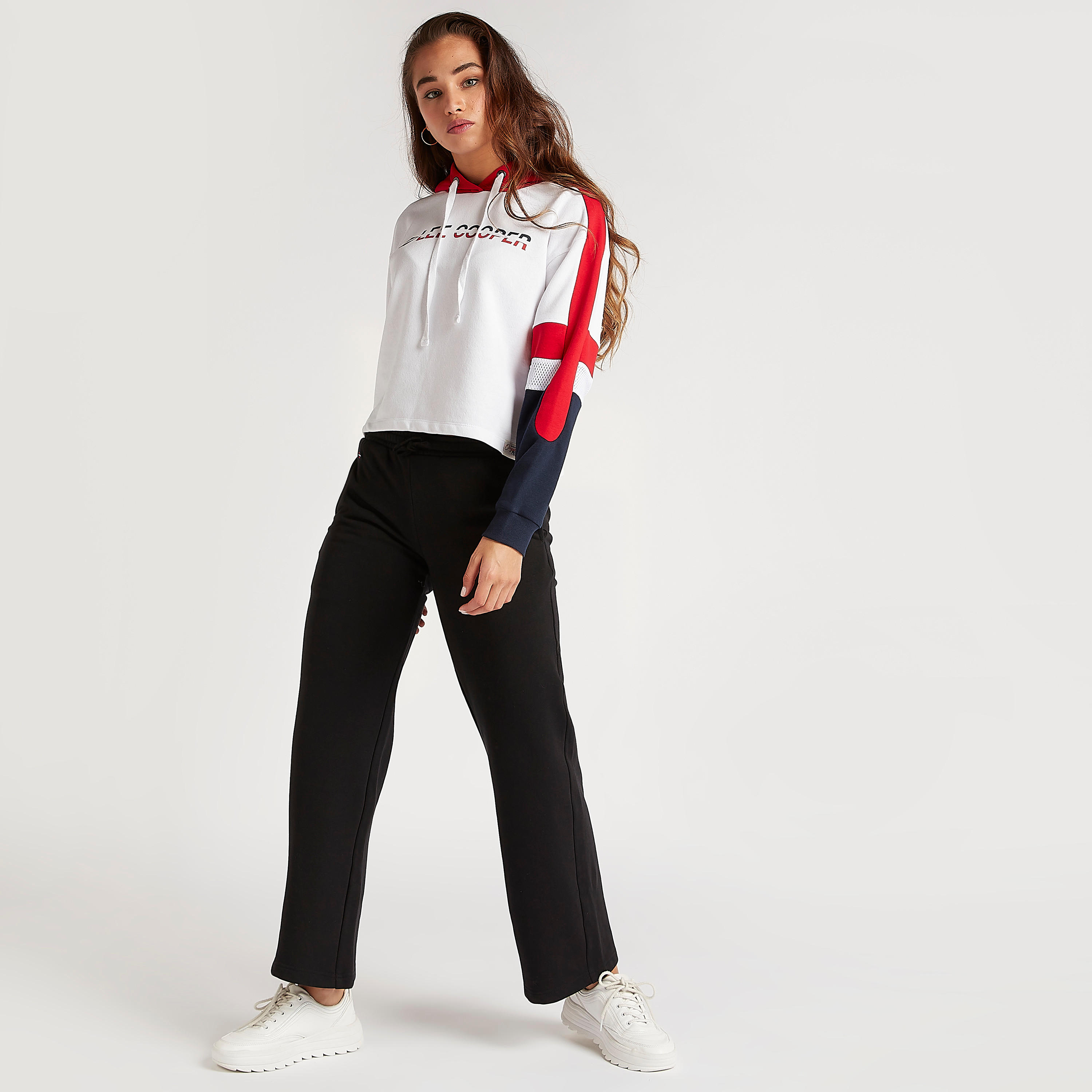 بنطلون سادة بخصر فليكسي وجيوب من لي كوبر-women-clothing-bottoms-trousers-image-2