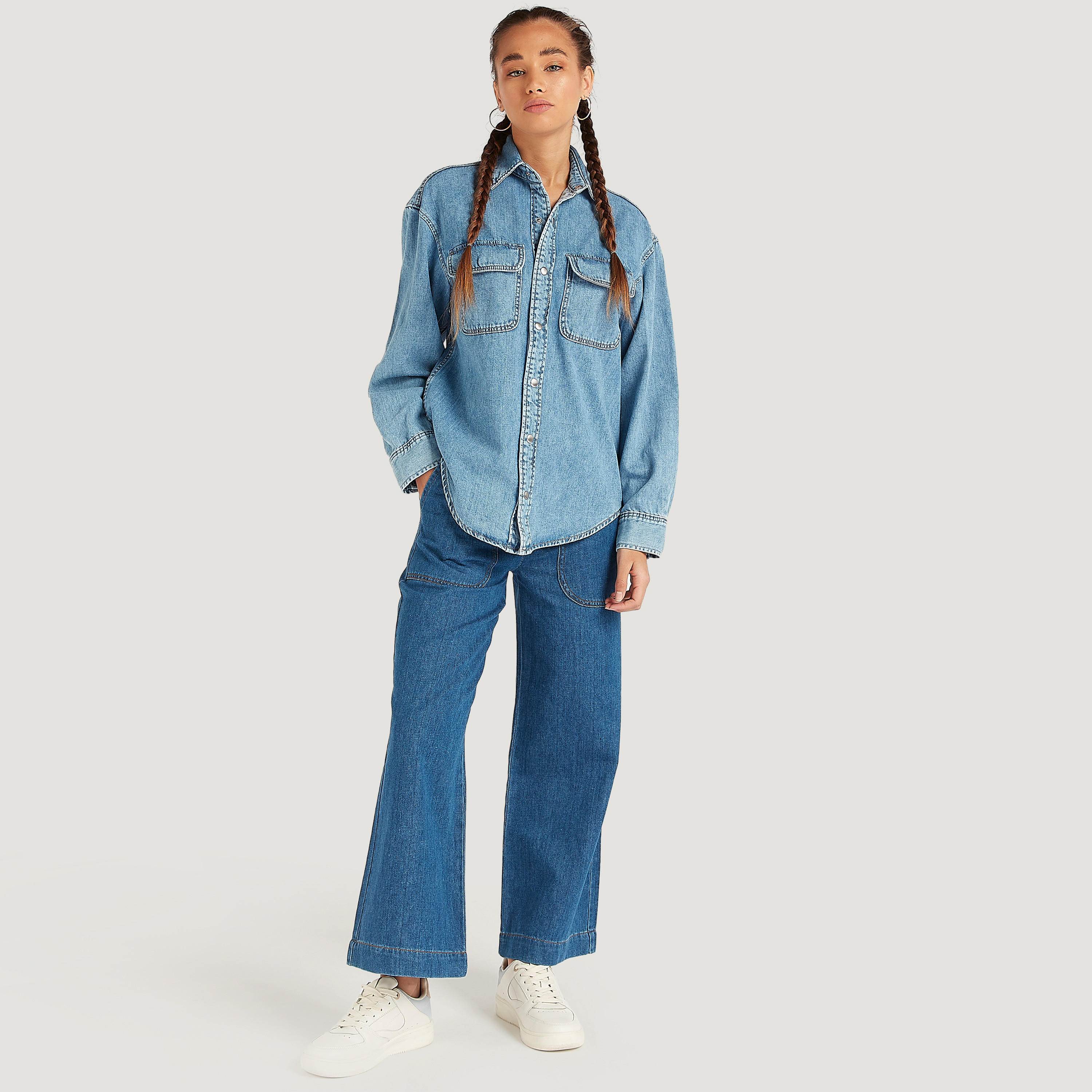 قميص سادة بأكمام طويلة وياقة عادية من لي كوبر-women-clothing-shirtsandblouses-shirts-image-5