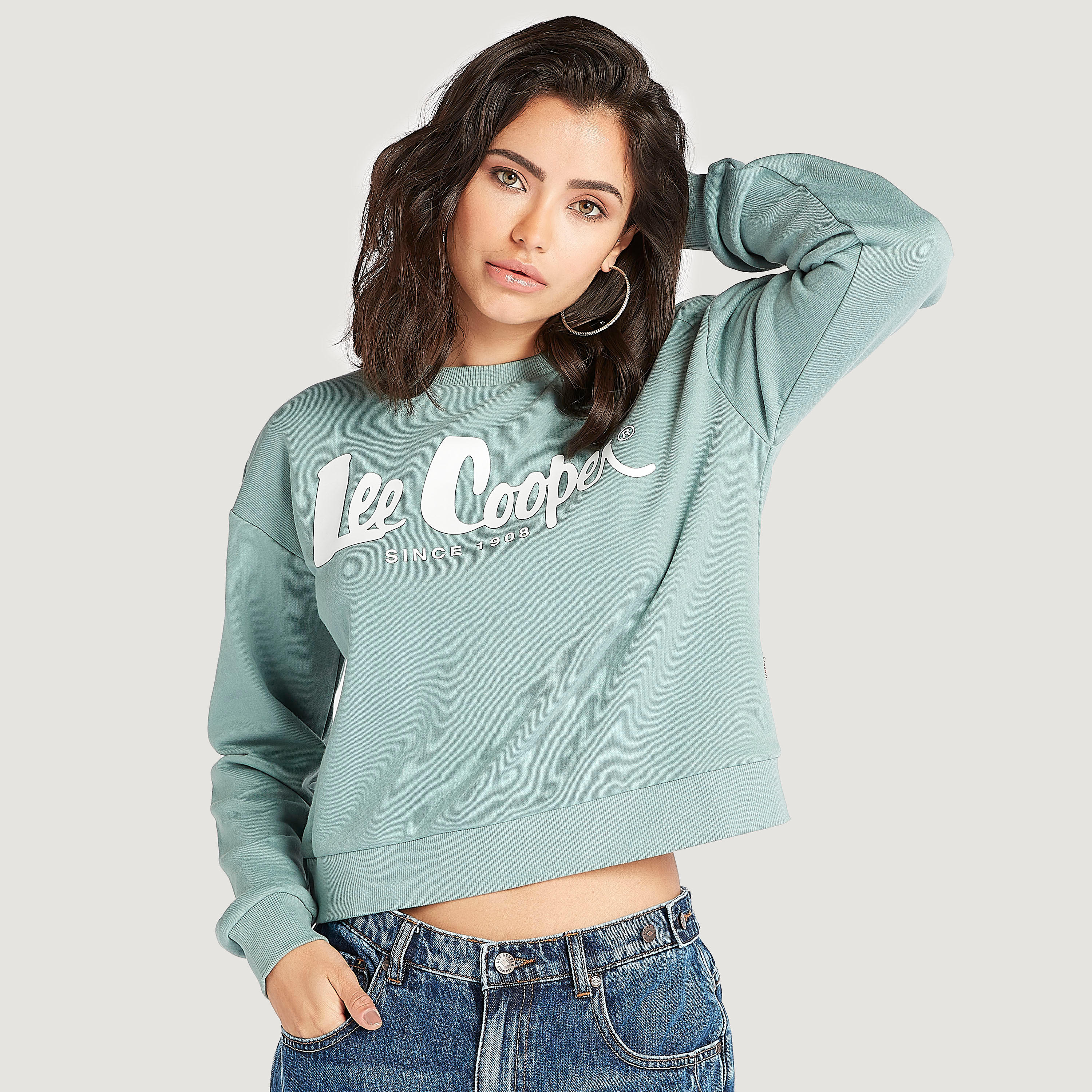 سويت شيرت بياقة ضيّقة وأكمام طويلة وطبعات من لي كوبر-women-winterwear-hoodiesandsweatshirts-sweatshirts-image-5