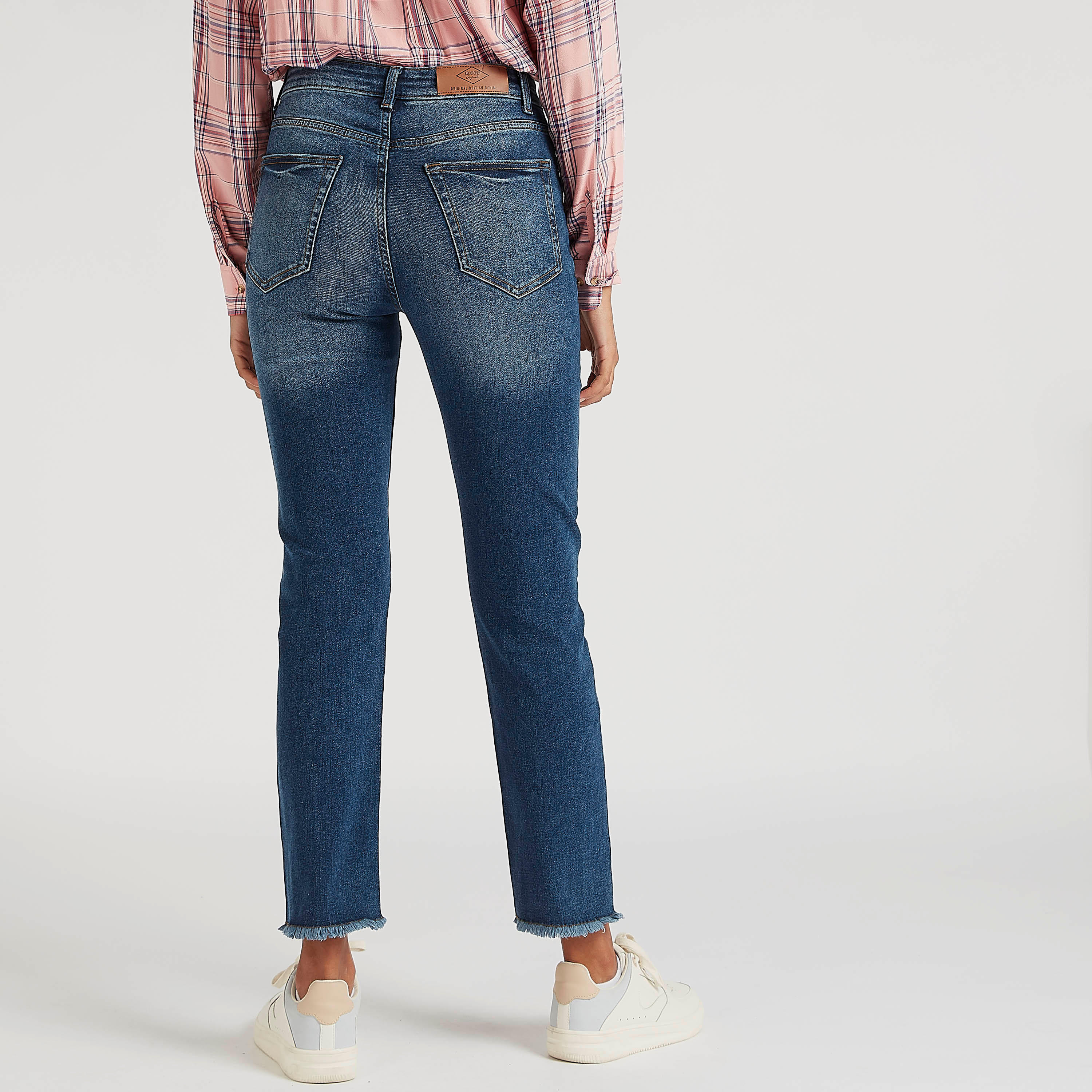 بنطلون جينز مضلّع بقصّة مستقيمة وخصر مرتفع من لي كوبر-women-clothing-bottoms-jeans-image-4