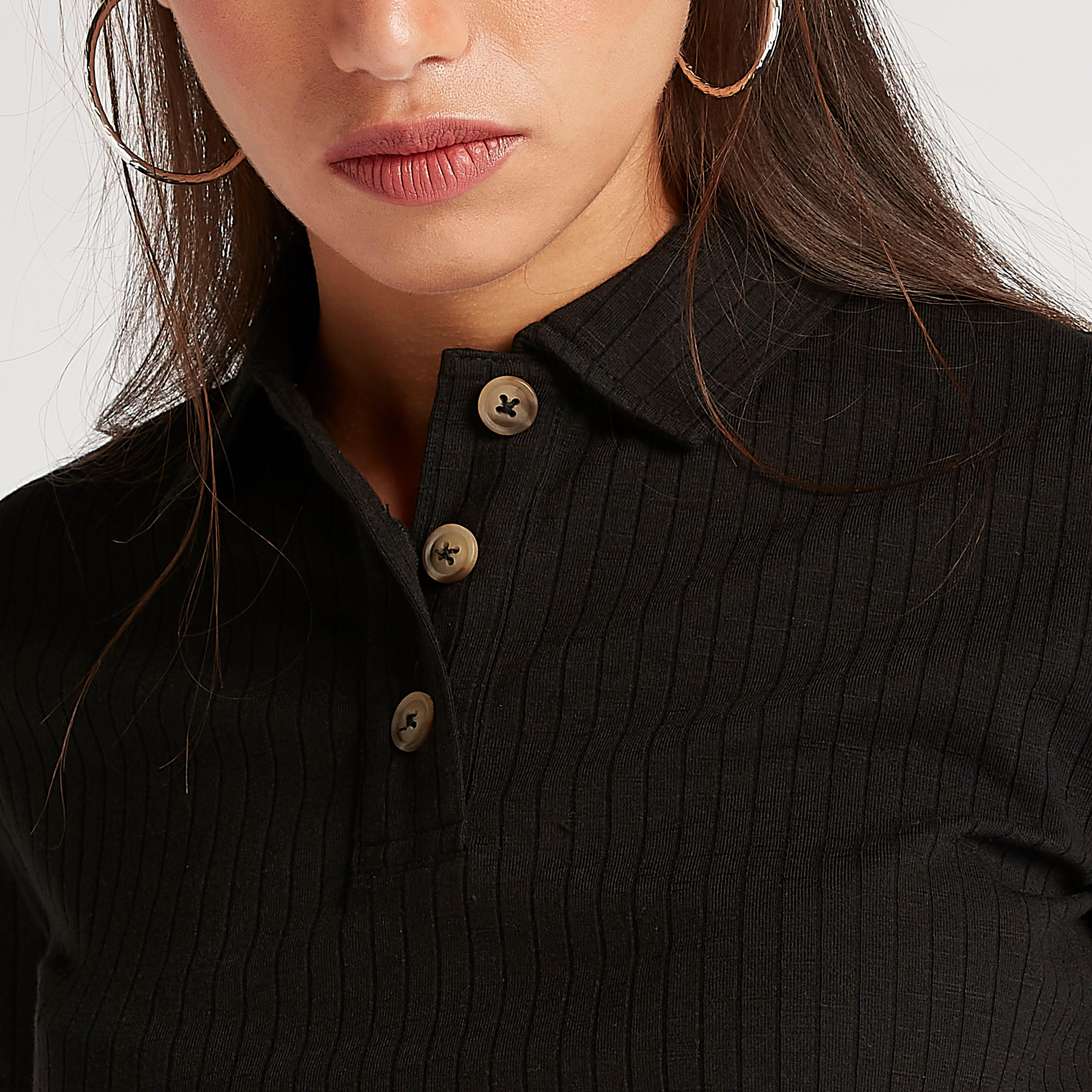 بلوزة مضلّعة بياقة عادية وأربطة من لي كوبر-women-clothing-tshirts-image-3