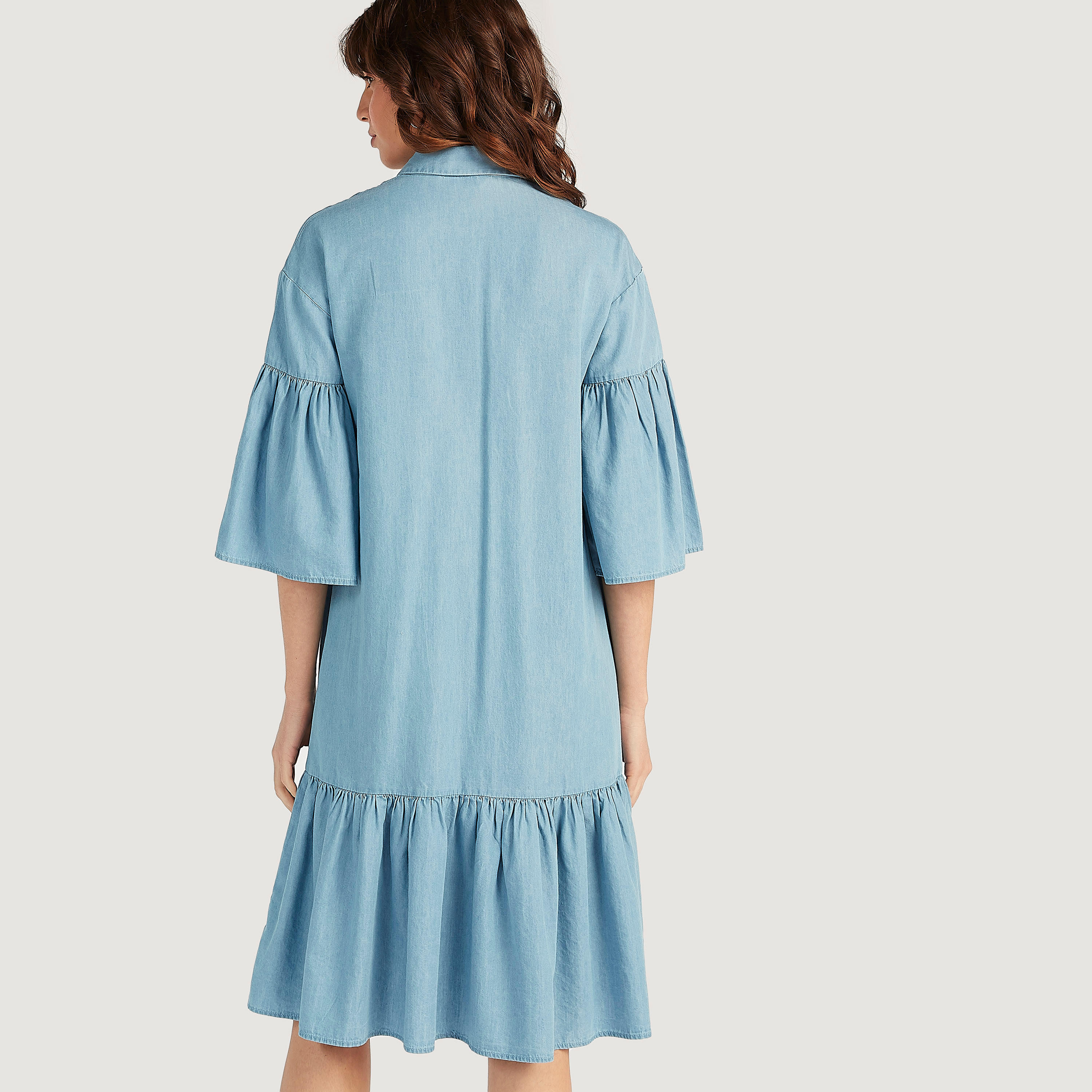 فستان قميص ميدي بخصر منخفض وأكمام واسعة من لي كوبر-women-clothing-dresses-image-4