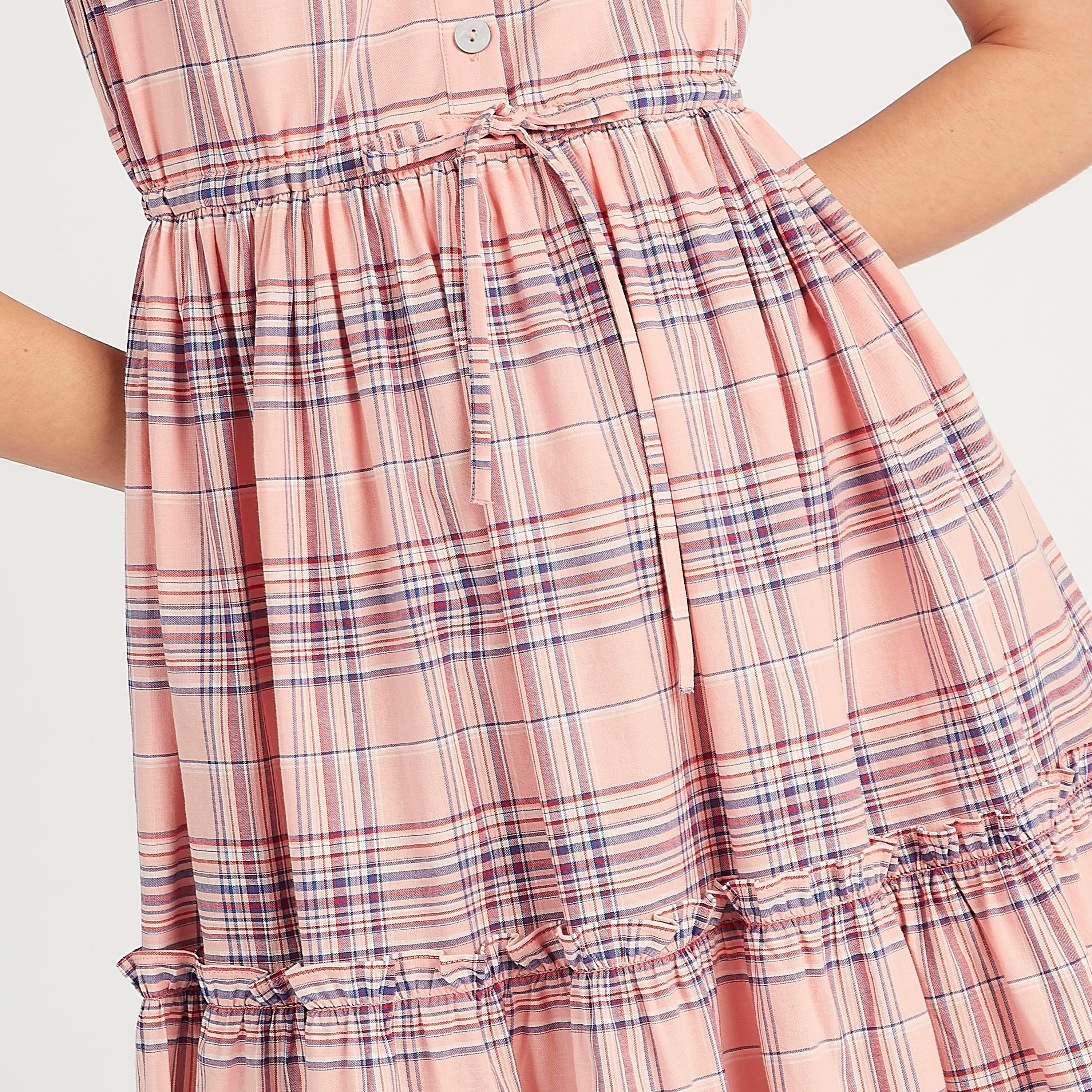 فستان كاروهات ميدي إيه لاين بأكمام كاب من لي كوبر-women-clothing-dresses-image-3