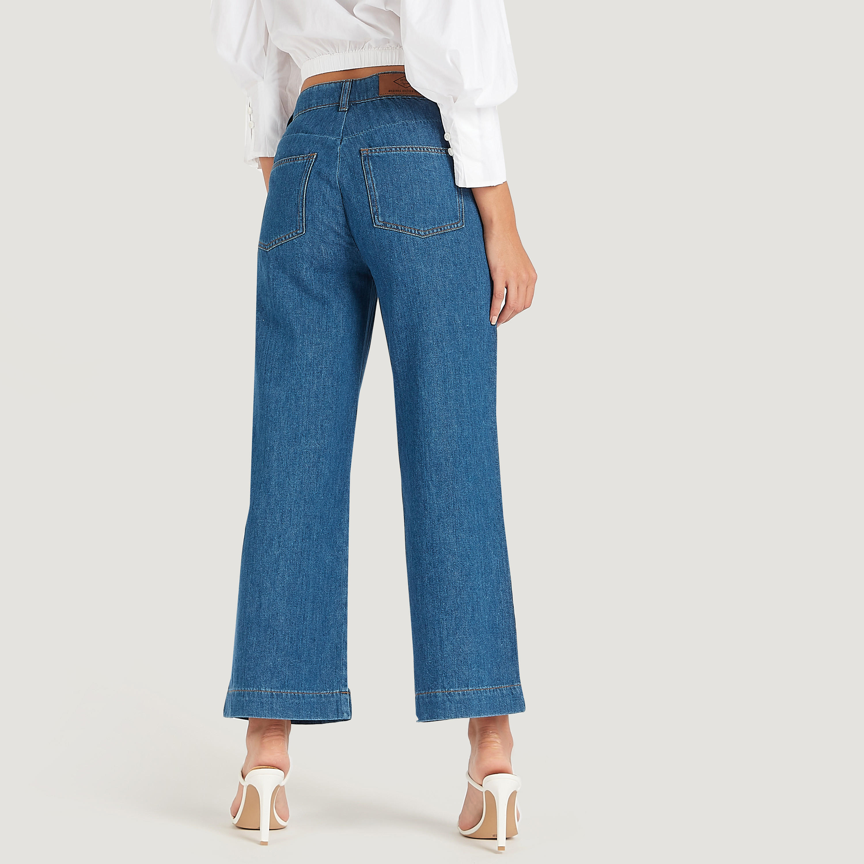 بنطلون جينز سادة بزر إغلاق وخصر مرتفع-women-clothing-bottoms-jeans-image-2