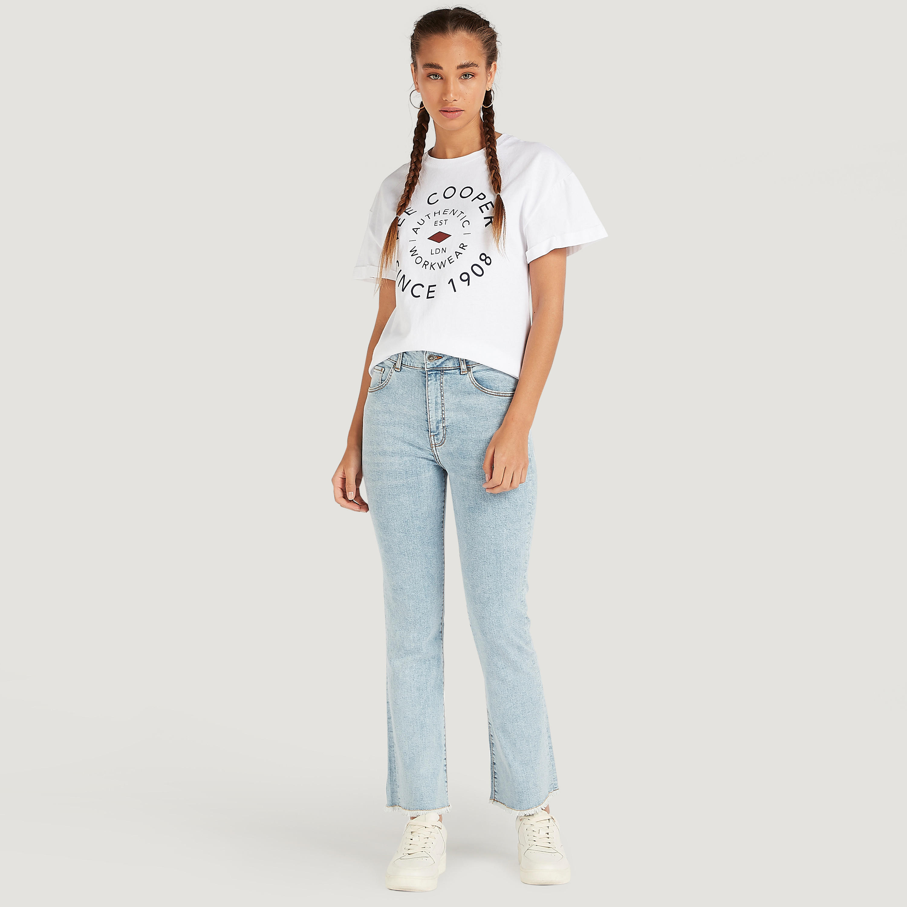 تيشيرت بياقة ضيّقة وطبعات وأكمام قصيرة من لي كوبر-women-clothing-tshirts-image-2