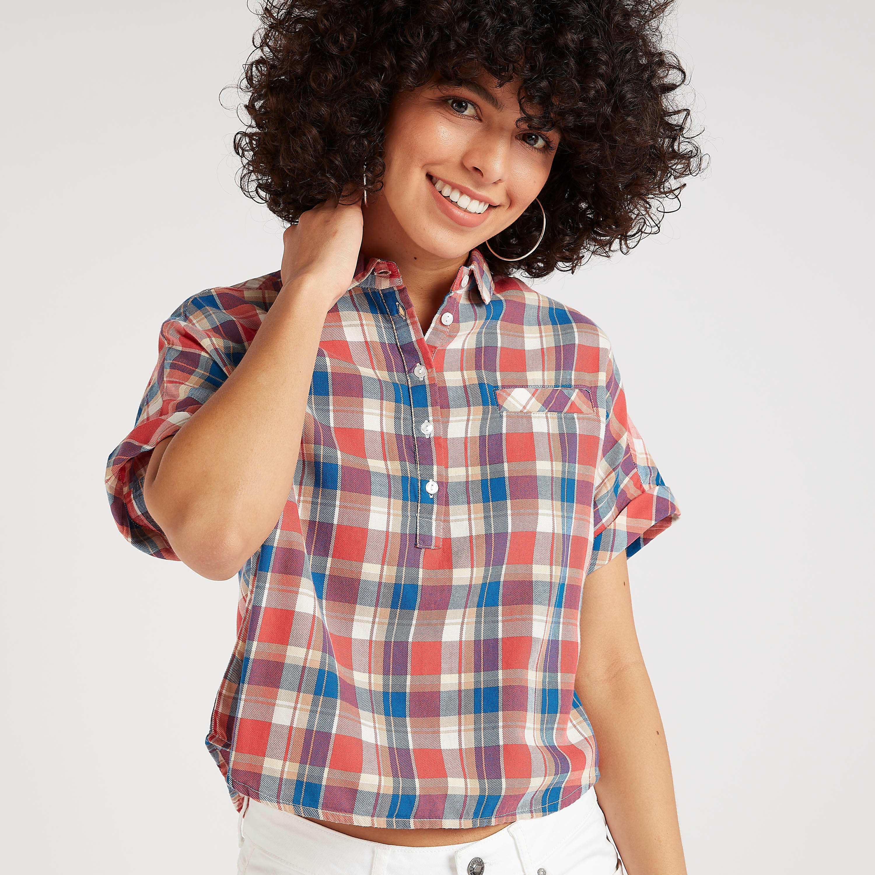 قميص قصير كاروهات بأكمام قصيرة من لي كوبر-women-clothing-shirtsandblouses-shirts-image-5