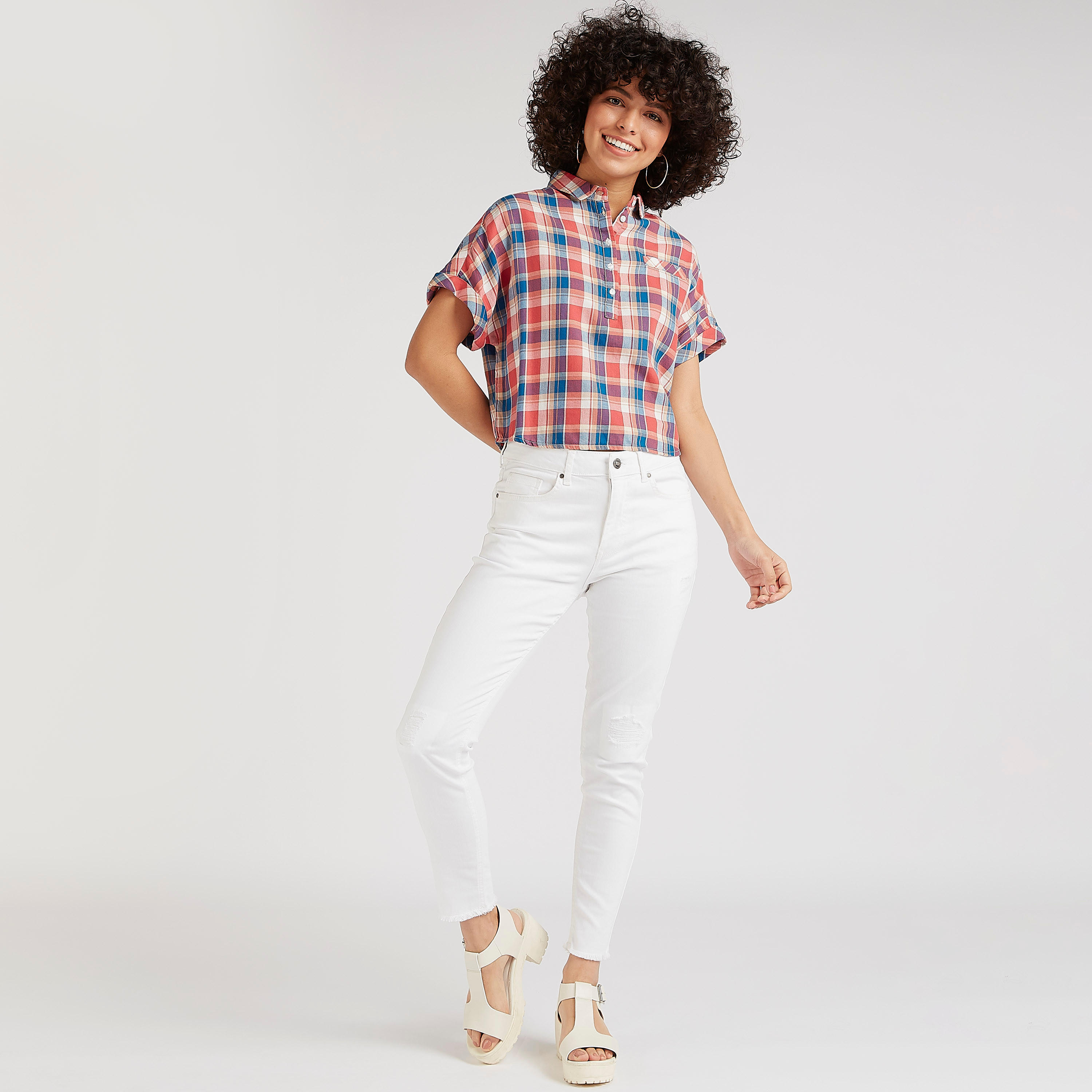قميص قصير كاروهات بأكمام قصيرة من لي كوبر-women-clothing-shirtsandblouses-shirts-image-4