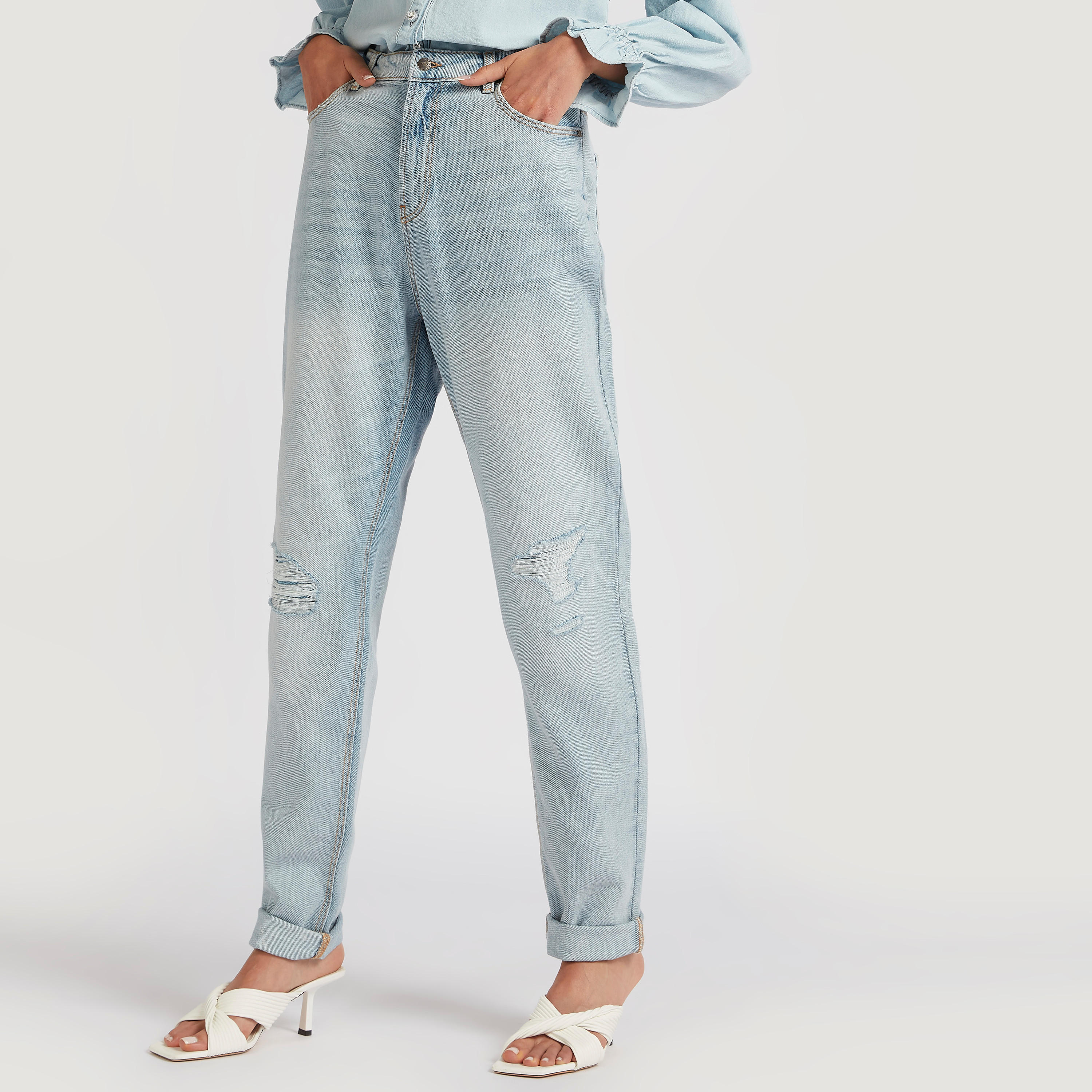 بنطلون جينز دنيم  موم فيت مضلّع سادة من لي كوبر-women-clothing-bottoms-jeans-image-1