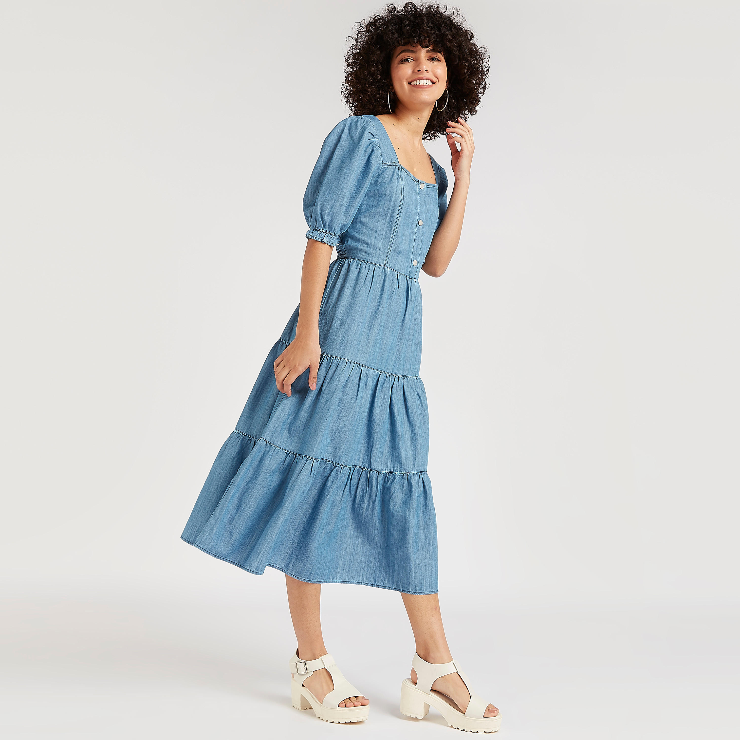 فستان ميدي إيه لاين متعدّد الطبقات بأكمام منفوخة من لي كوبر-women-clothing-dresses-image-2