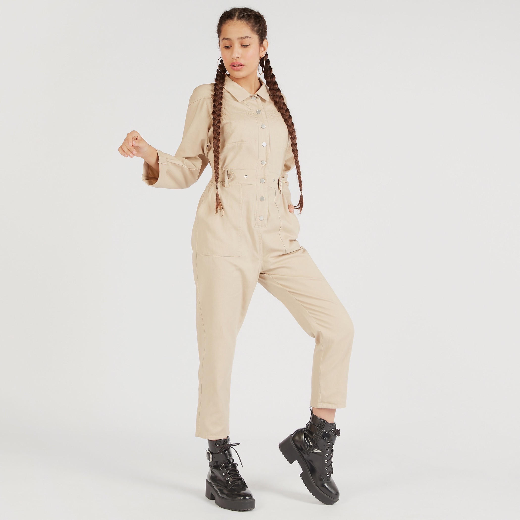 جمبسوت سادة بجيوب وأكمام طويلة من لي كوبر-women-clothing-jumpsuits-image-5