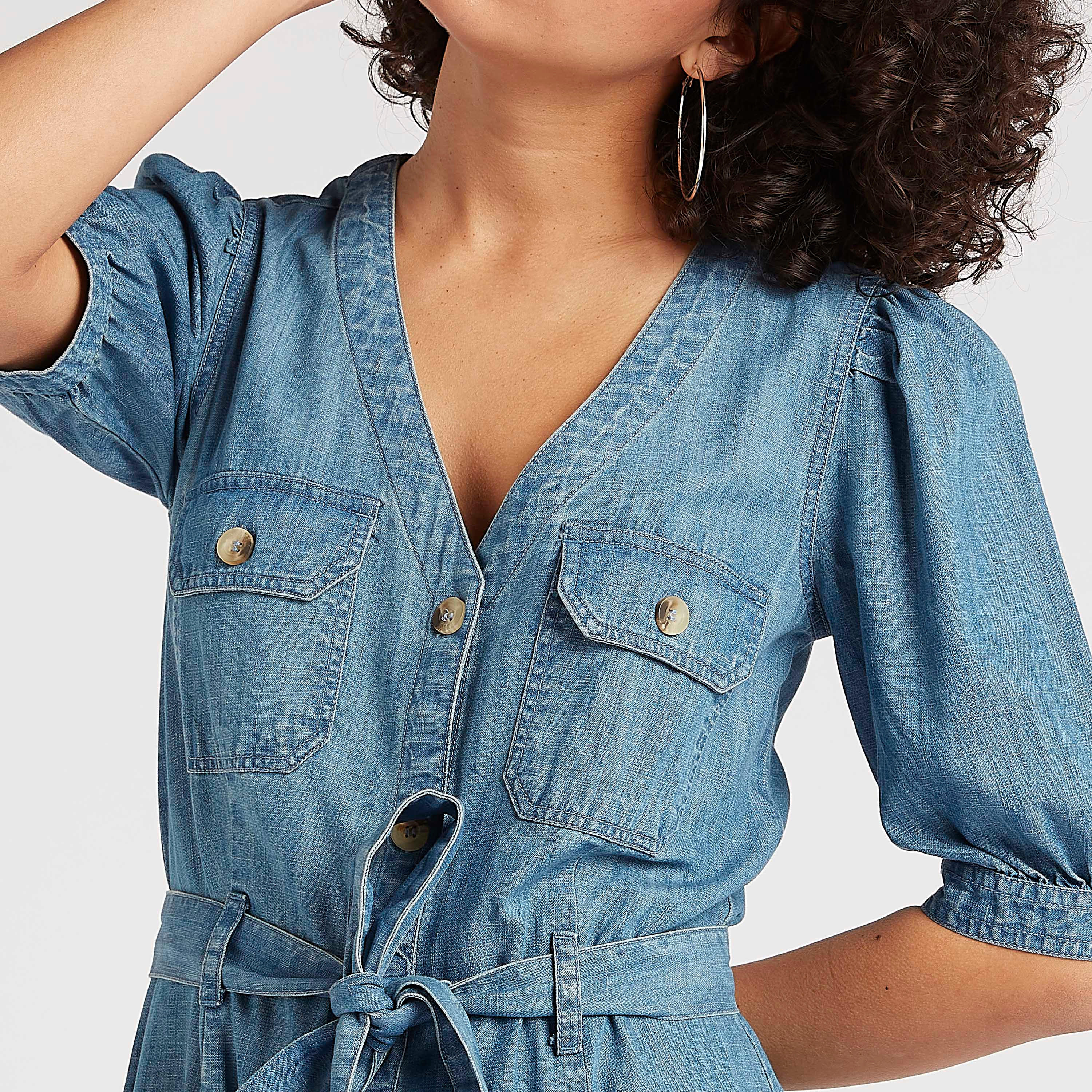 فستان دنيم إيه لاين بحزام وأكمام منفوخة من لي كوبر-women-clothing-dresses-image-3