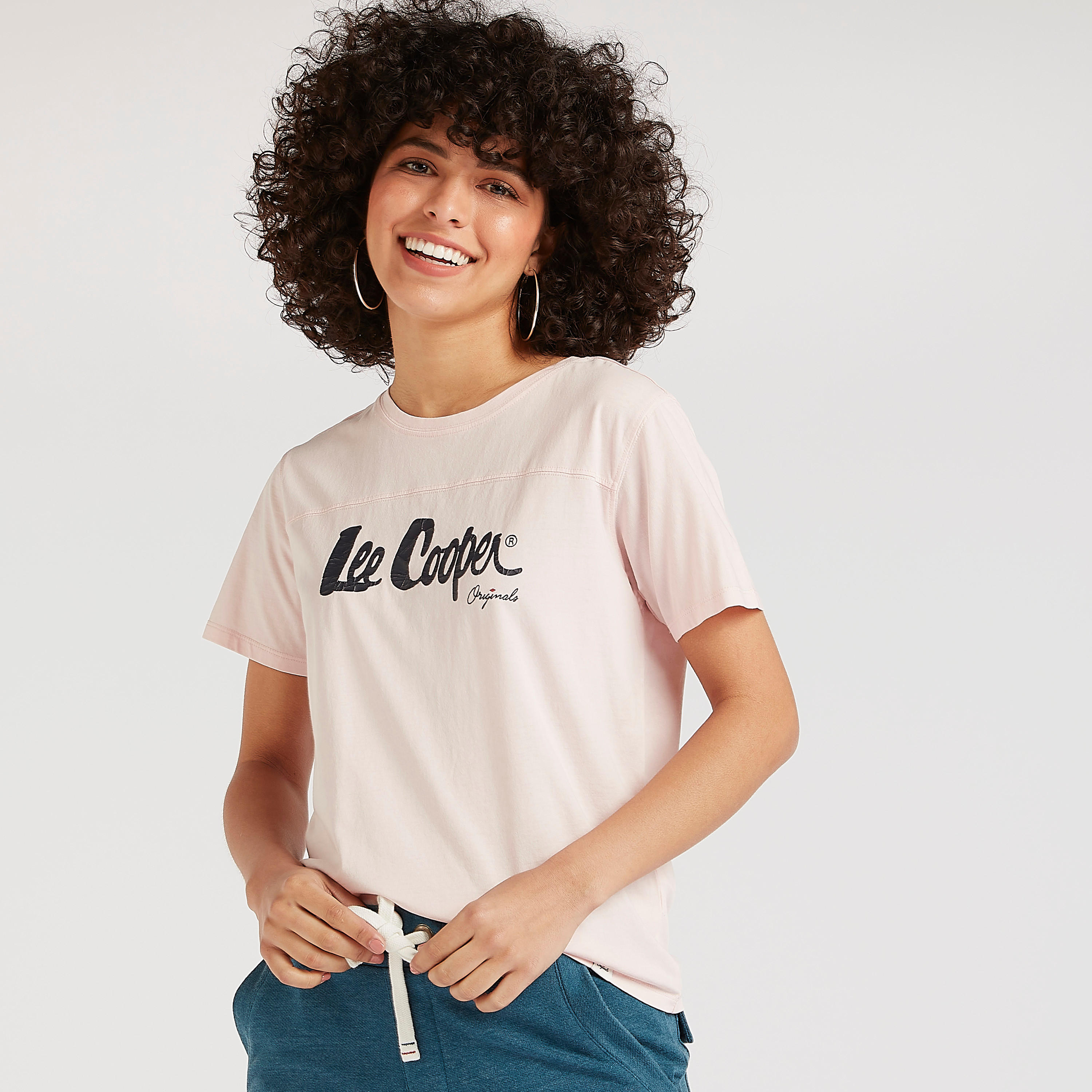 تيشيرت بياقة ضيّقة وأكمام قصيرة وطبعات-women-clothing-tshirts-image-4