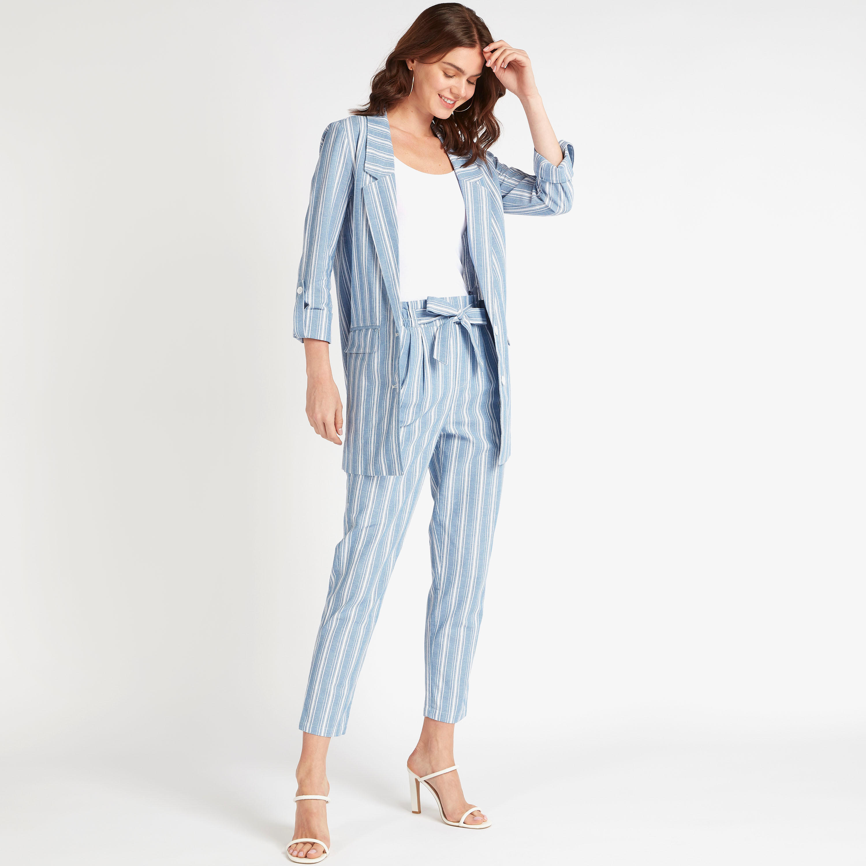 جاكيت بليزر خفيف مقلّم بأكمام طويلة من لي كوبر-women-clothing-coatsandjackets-blazers-image-2