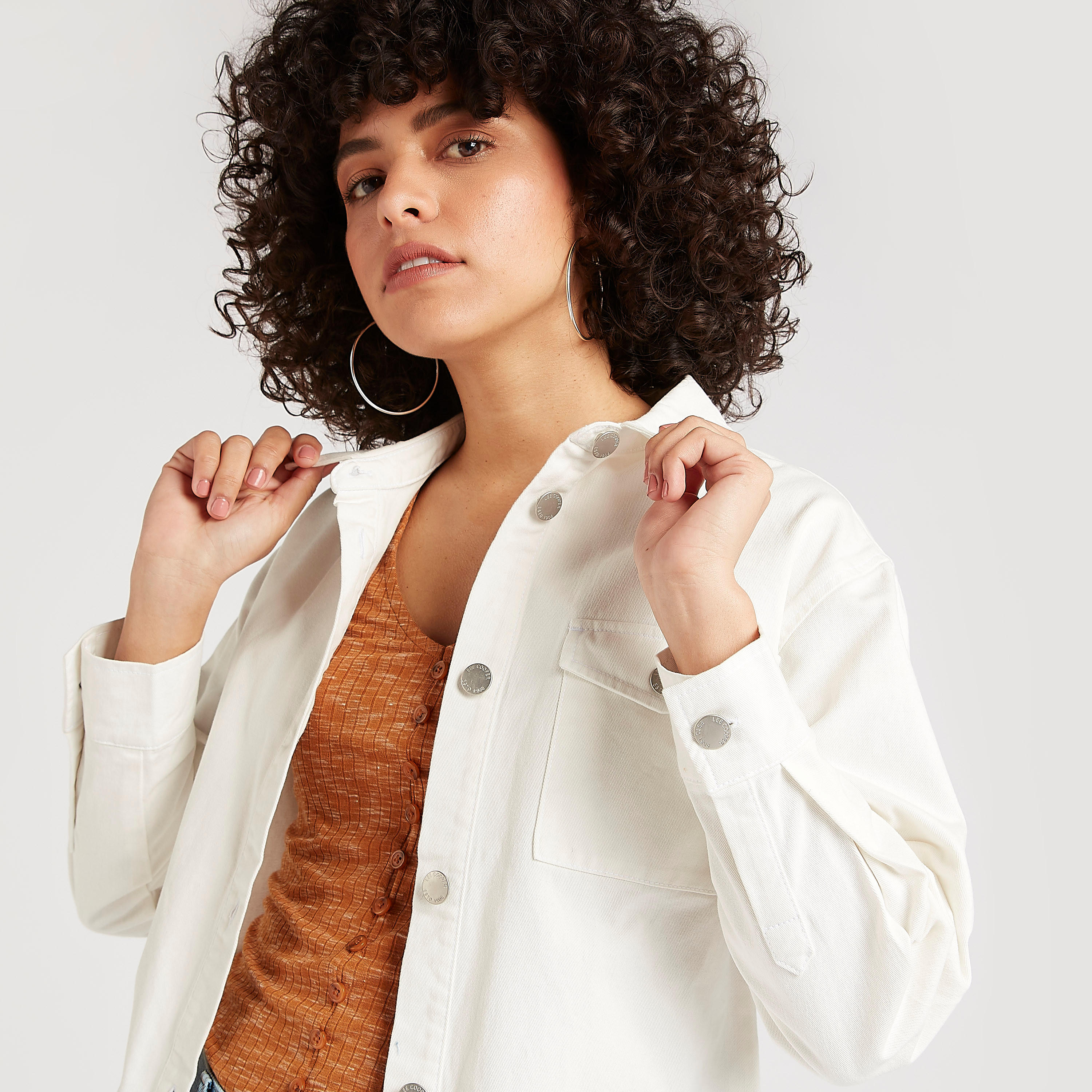 قميص دنيم سادة بأكمام طويلة من لي كوبر-women-clothing-shirtsandblouses-shirts-image-3