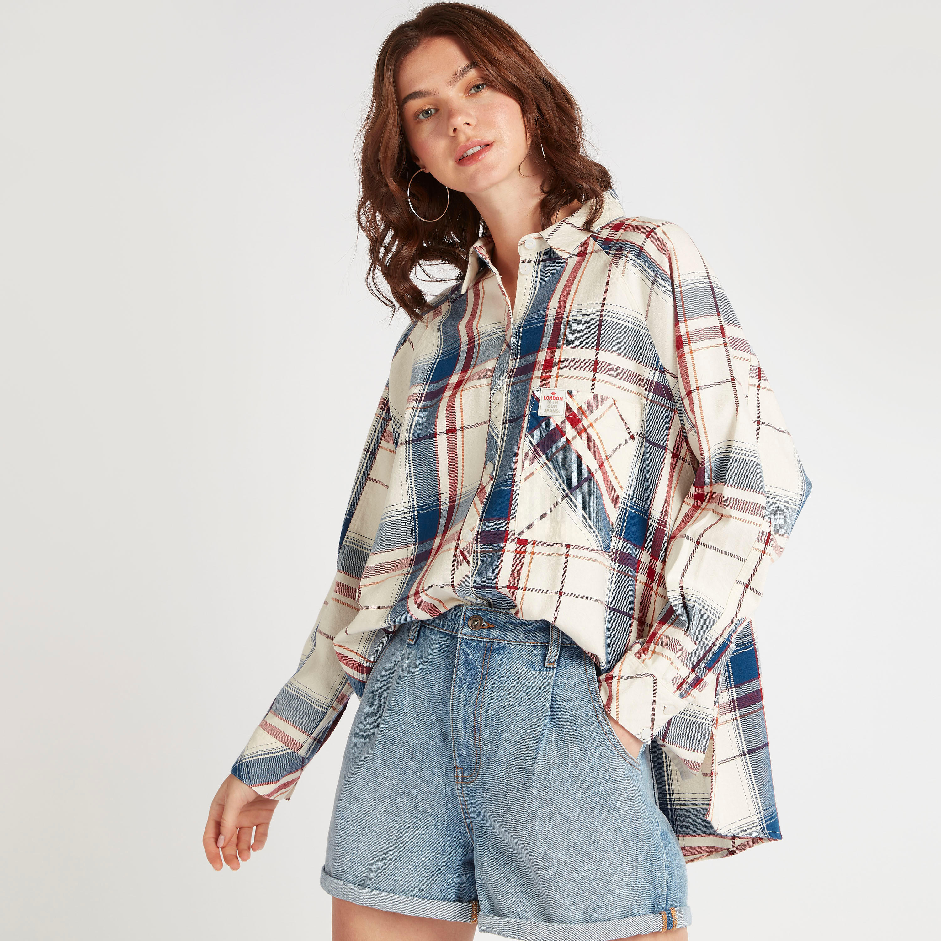 قميص مصرفيين كاروهات بأكمام طويلة من لي كوبر-women-clothing-shirtsandblouses-shirts-image-4