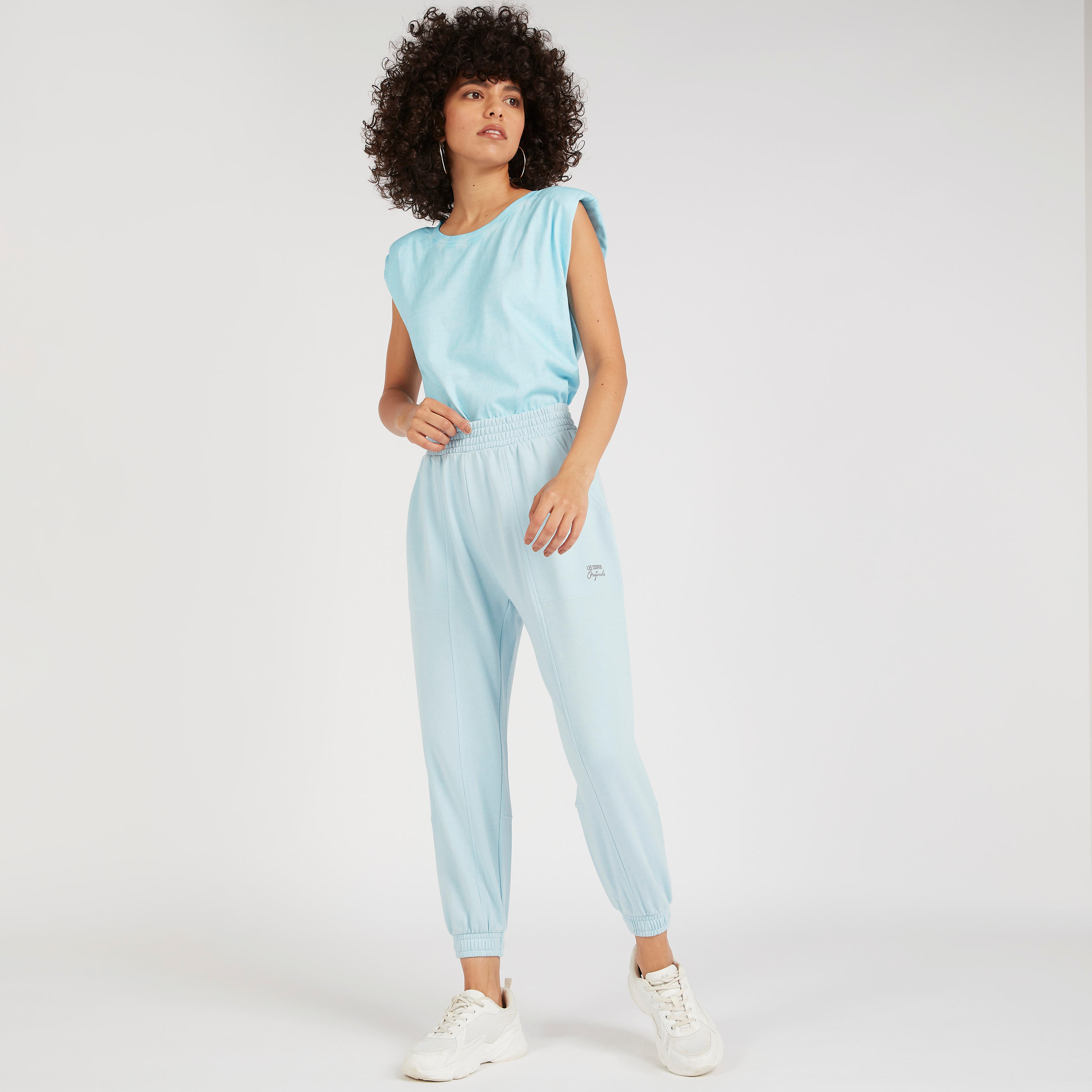 تيشيرت سادة بياقة مستديرة وأكمام كاب من لي كوبر-women-clothing-tshirts-image-2