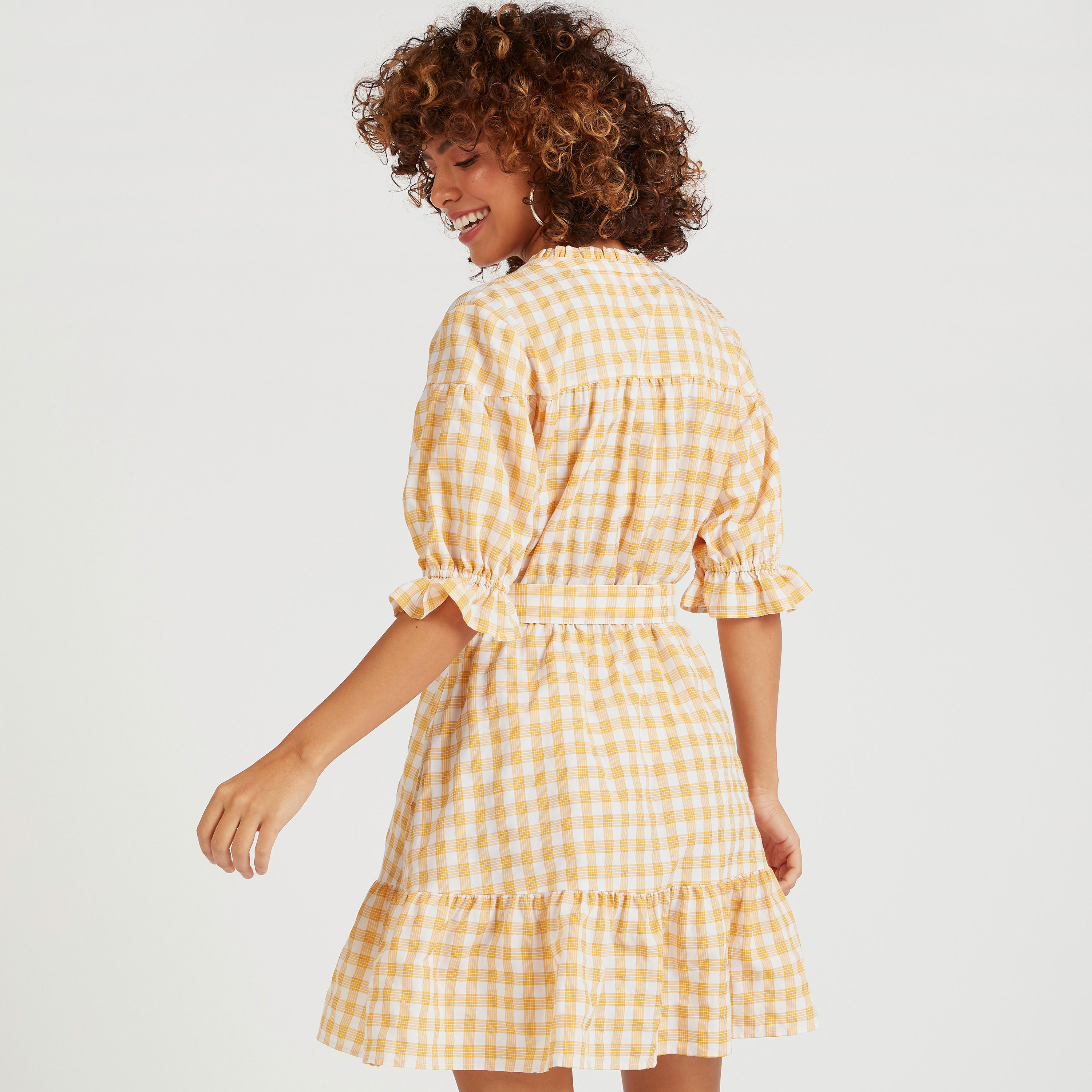 فستان قصير إيه لاين كاروهات برباط حزام من لي كوبر-women-clothing-dresses-image-4