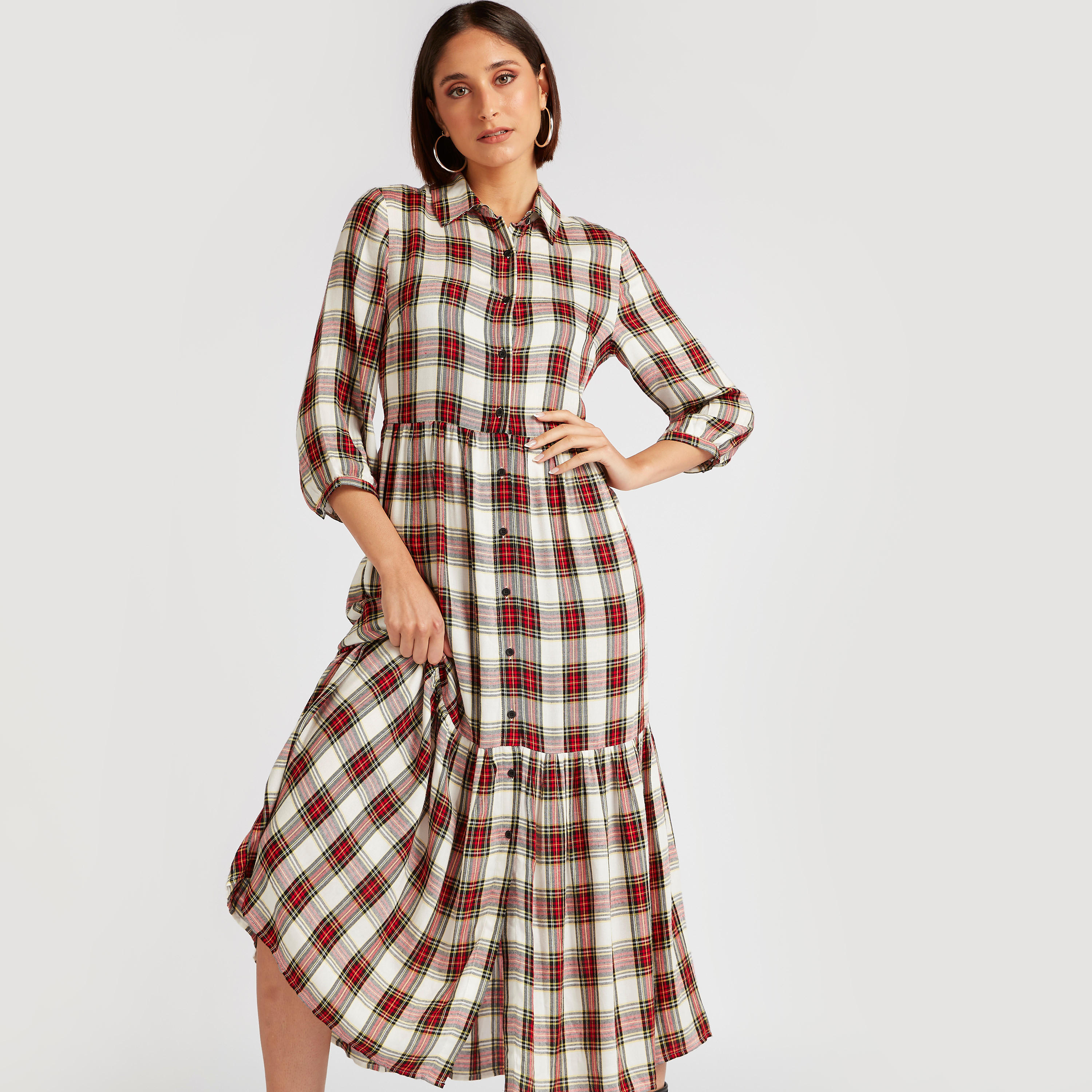 فستان قميص ميدي كاروهات بياقة عادية من لي كوبر-women-clothing-dresses-image-1