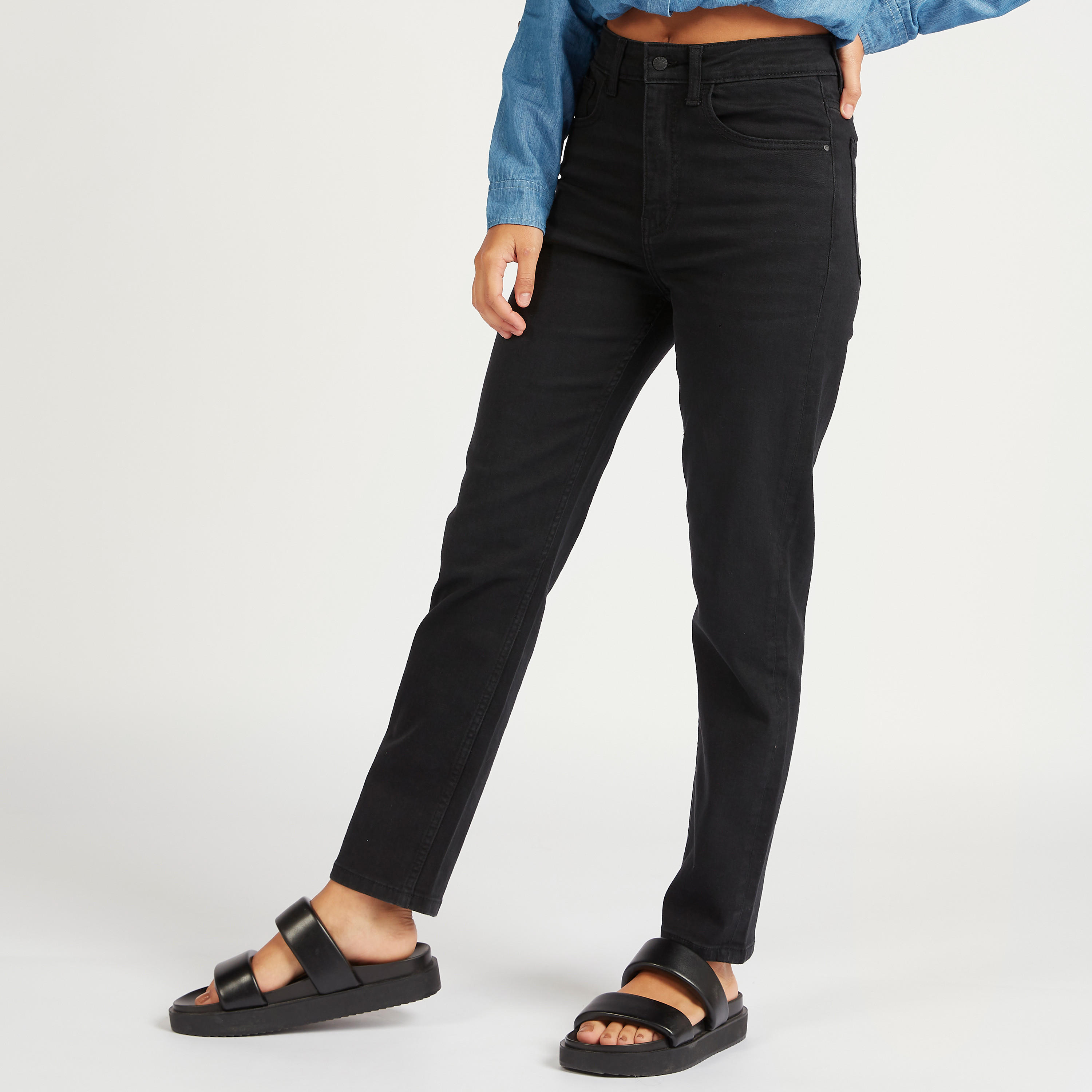 بنطلون جينز بقصة ضيّقة وخصر متوسط الارتفاع من لي كوبر-women-clothing-bottoms-jeans-image-1