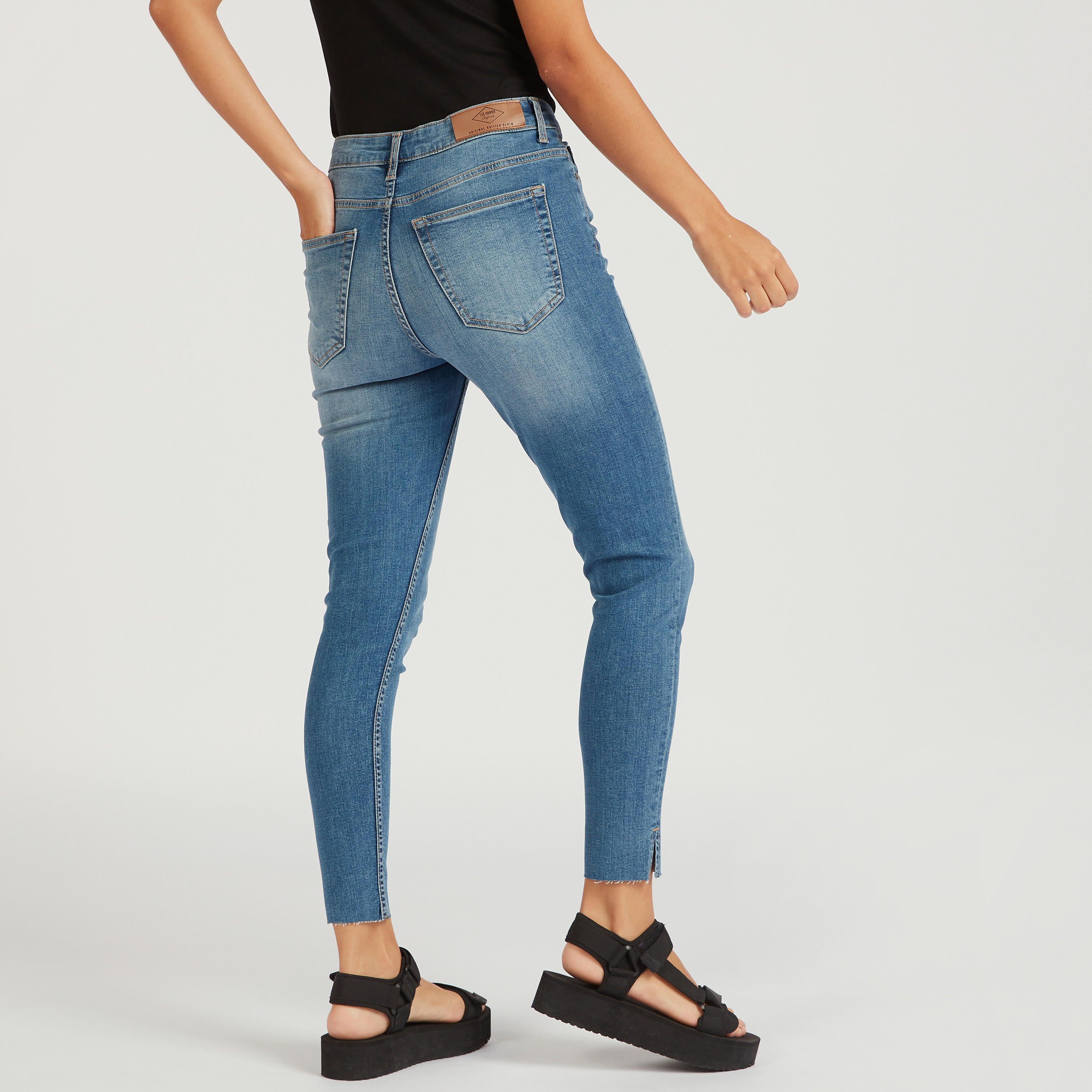 Lee Cooper Solid High-Rise Jeans with Pockets-women-clothing-bottoms-jeans-image-4