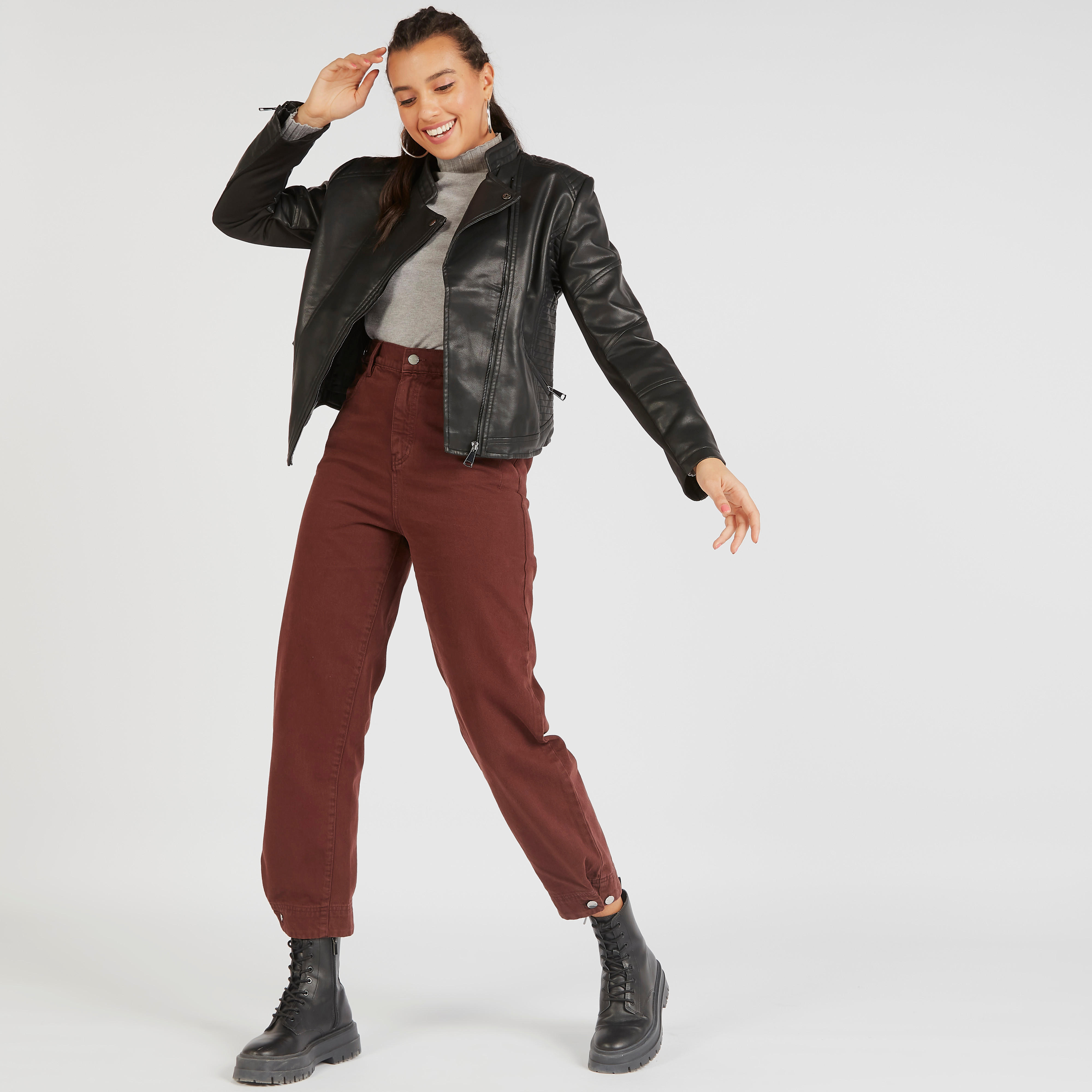 بنطلون جينز بزر إغلاق وخصر متوسّط الارتفاع وجيوب من لي كوبر-women-clothing-bottoms-jeans-image-2