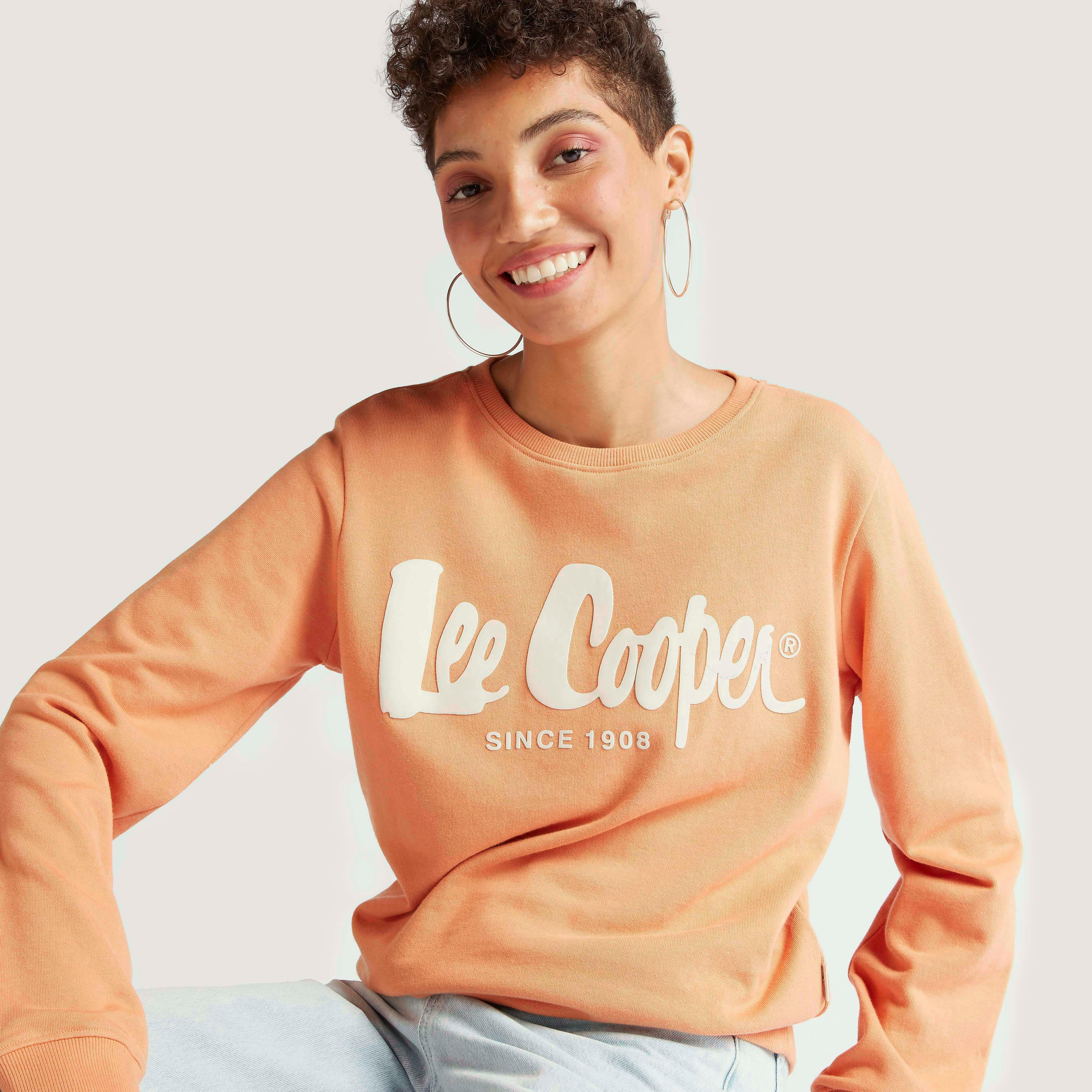 سويت شيرت بياقة ضيّقة وأكمام طويلة وطبعات من لي كوبر-women-winterwear-hoodiesandsweatshirts-sweatshirts-image-1