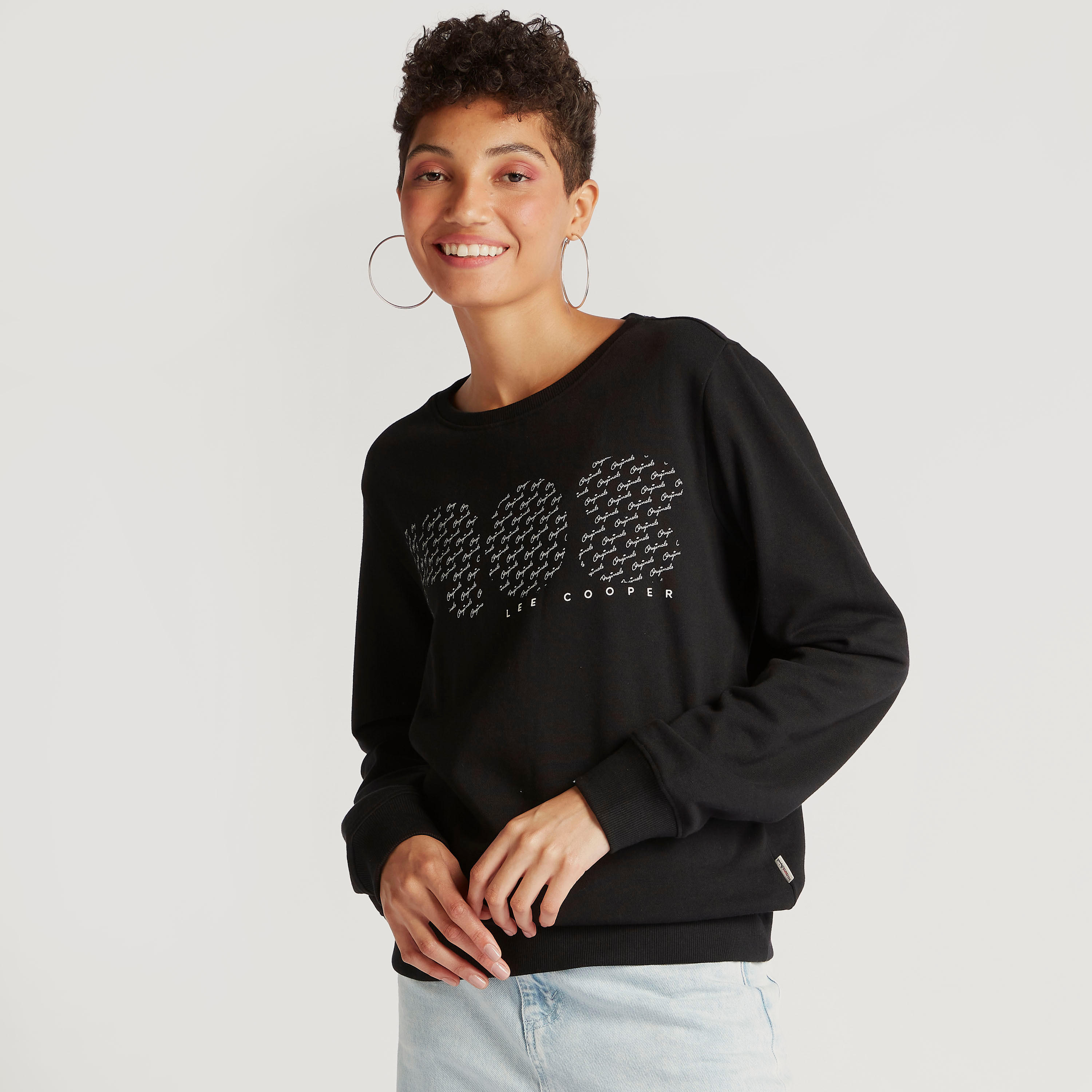 سويت شيرت بياقة ضيقة وأكمام طويلة-women-winterwear-hoodiesandsweatshirts-sweatshirts-image-1