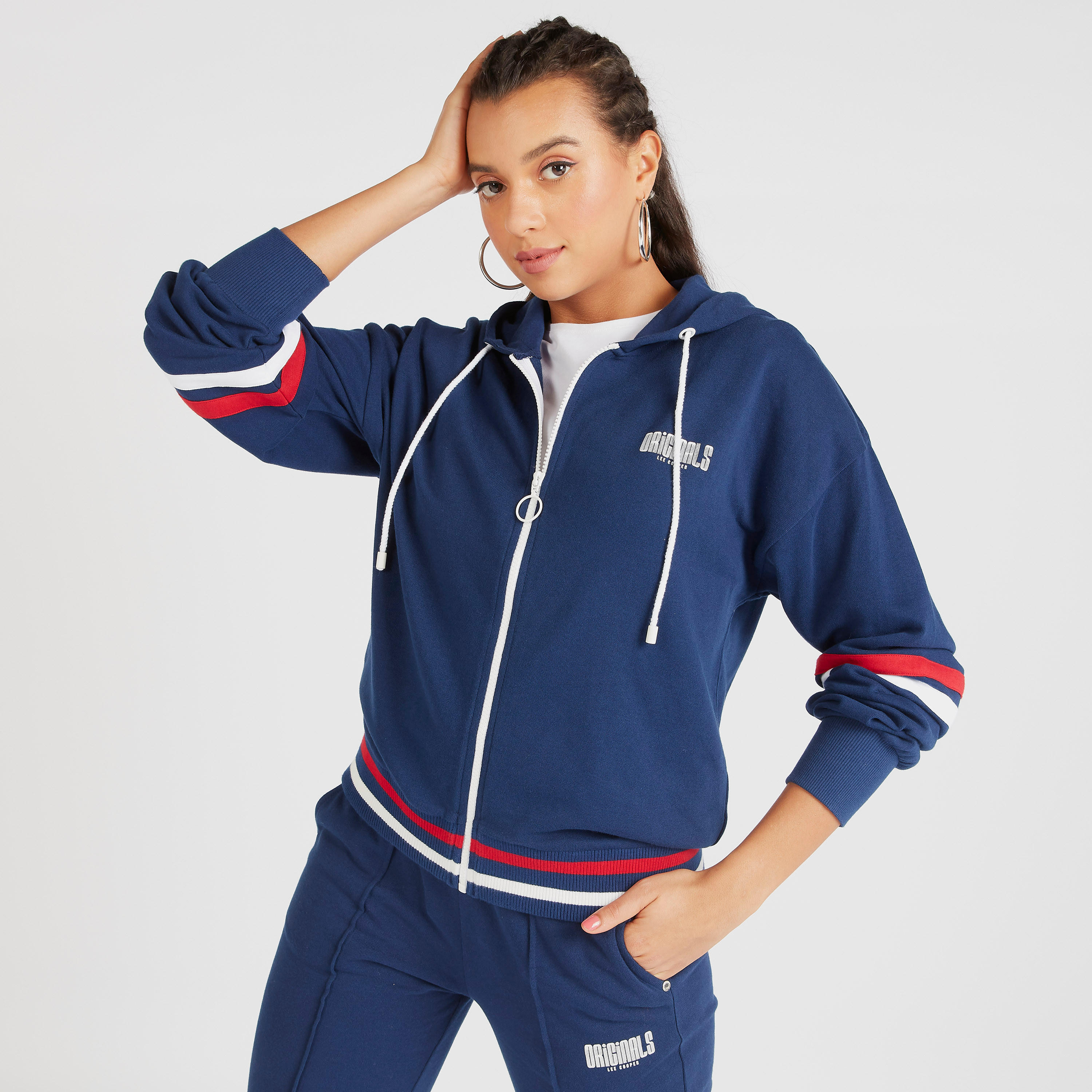 سويت شيرت سادة بقبعة وأكمام طويلة من لي كوبر-women-winterwear-hoodiesandsweatshirts-hoodies-image-6