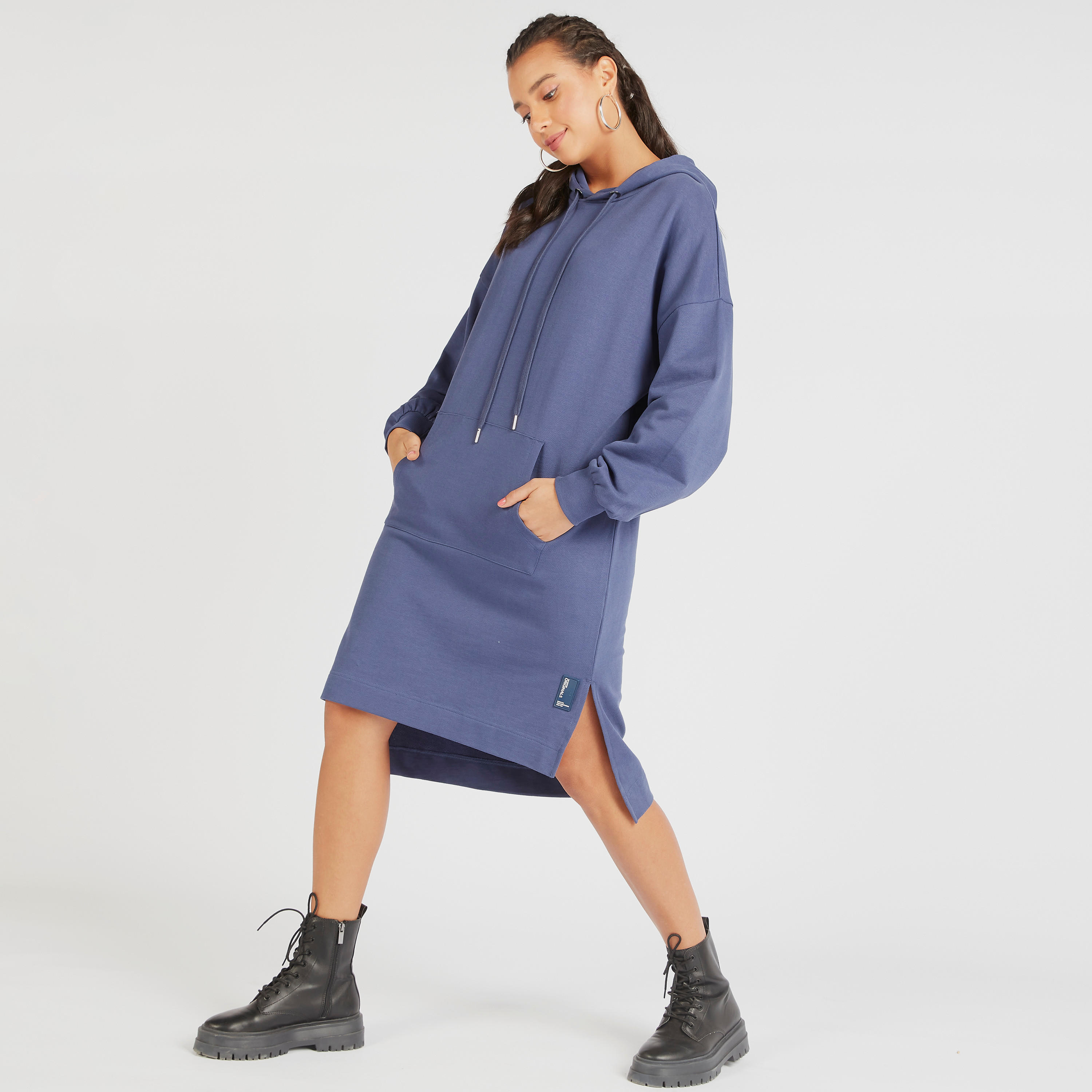 فستان بقبعة وفتحة جانبية وأكمام طويلة من لي كوبر-women-winterwear-hoodiesandsweatshirts-hoodies-image-2