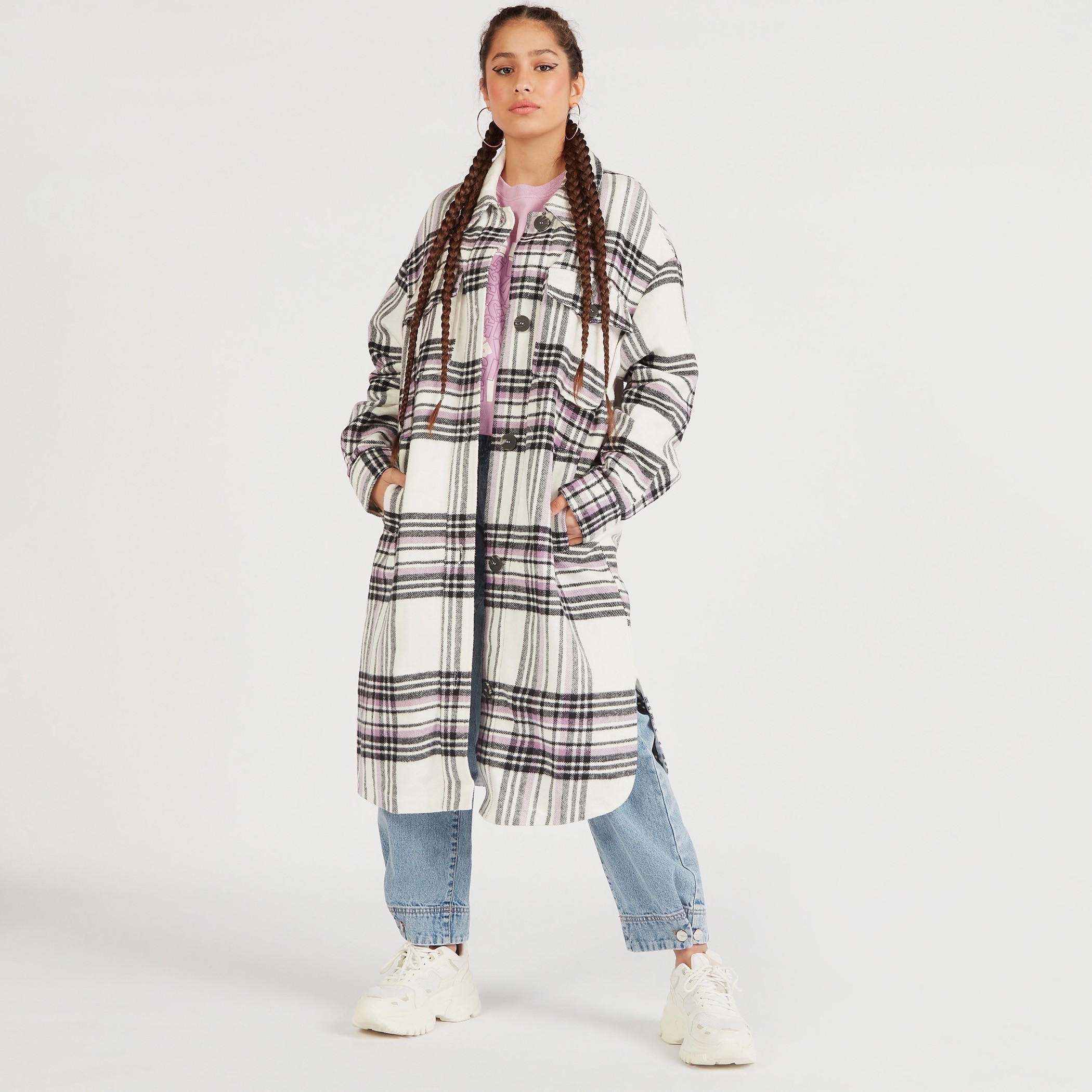 جاكيت طويل كاروهات بأكمام طويلة وجيوب-women-winterwear-coatsandjackets-jackets-image-6