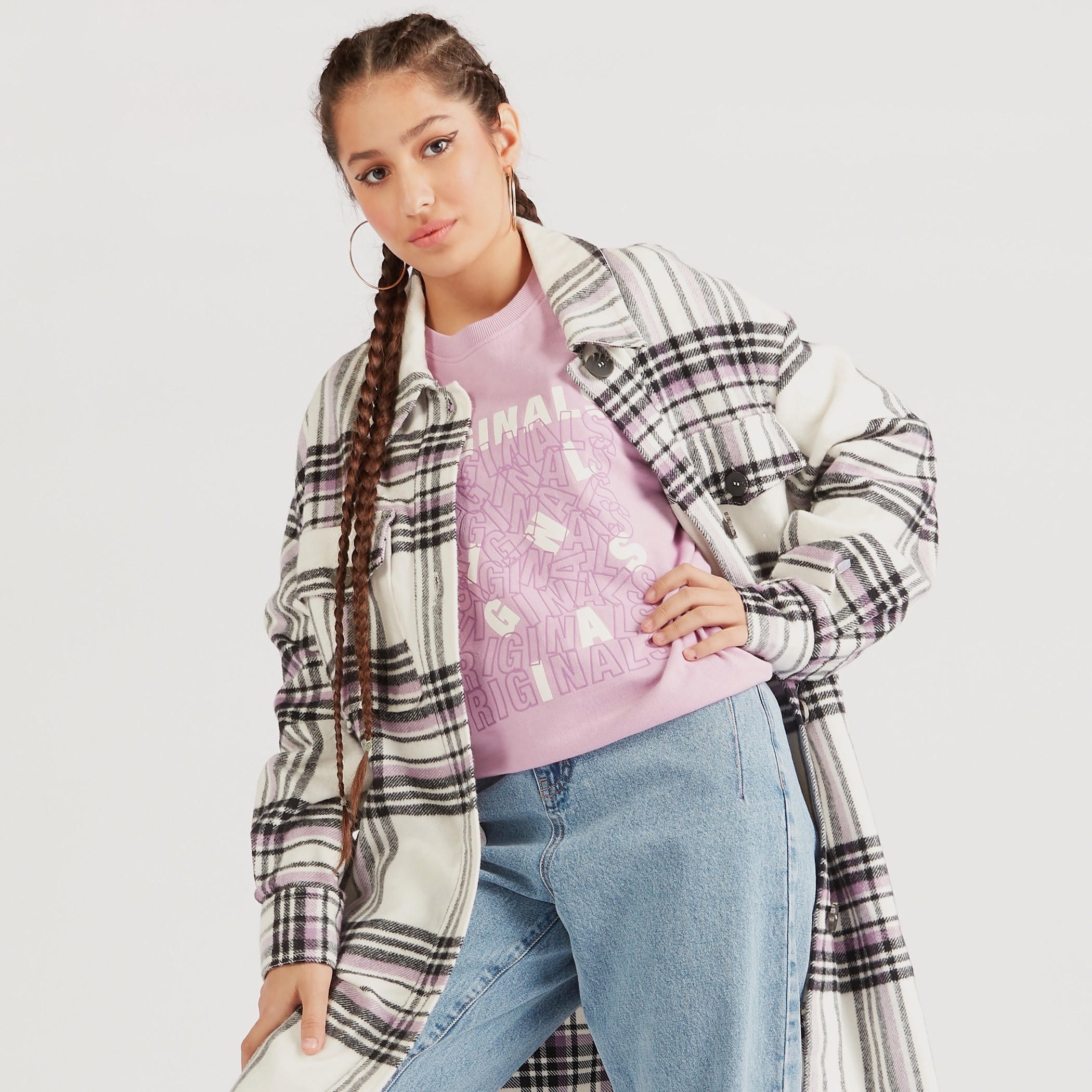 جاكيت طويل كاروهات بأكمام طويلة وجيوب-women-winterwear-coatsandjackets-jackets-image-3