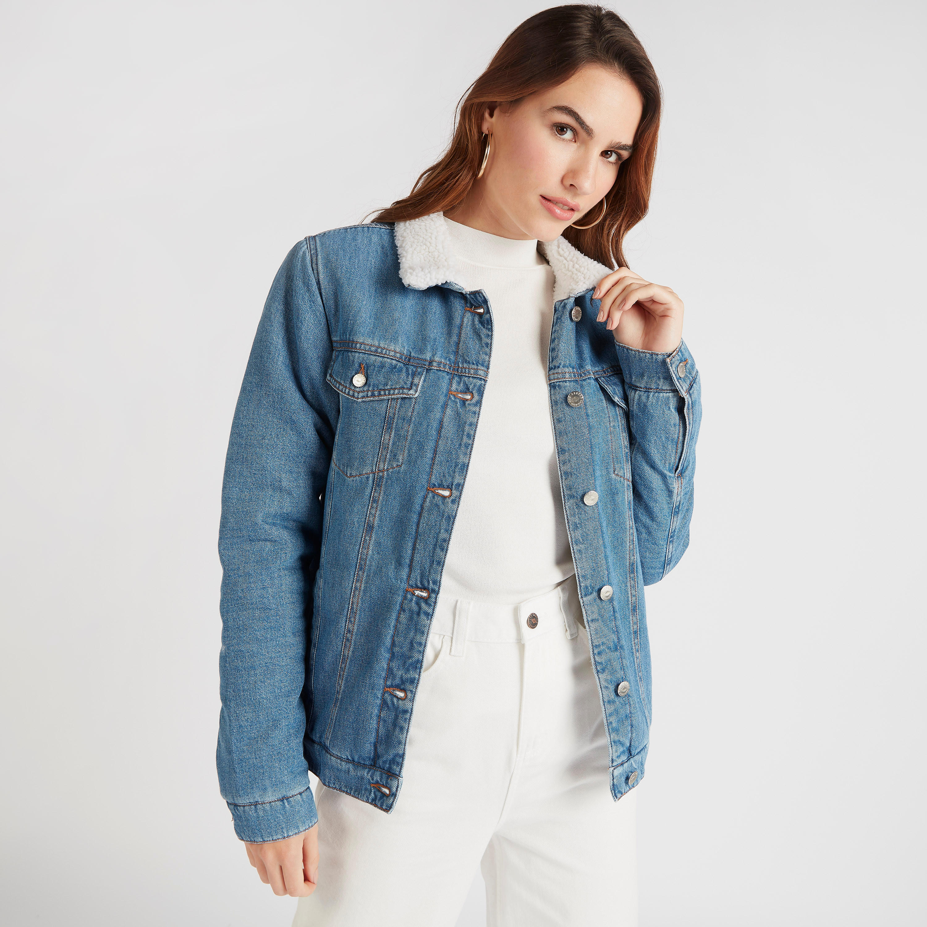جاكيت دنيم سادة بياقة شيربا مبطنة وجيوب من لي كوبر-women-winterwear-coatsandjackets-jackets-image-5