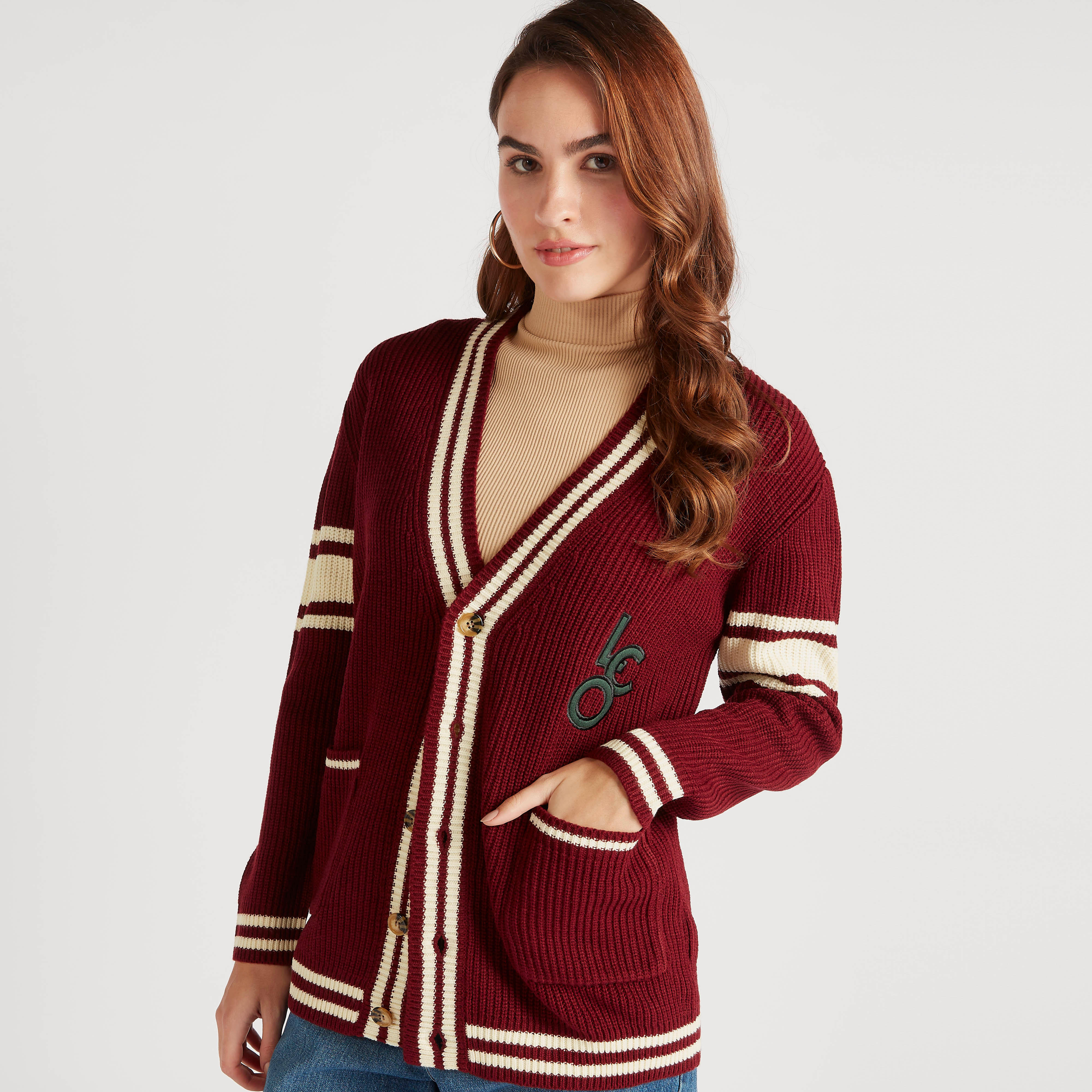 كارديجان بارز المملمس بياقة V وجيوب من لي كوبر-women-winterwear-cardigansandjumpers-cardigans-image-1